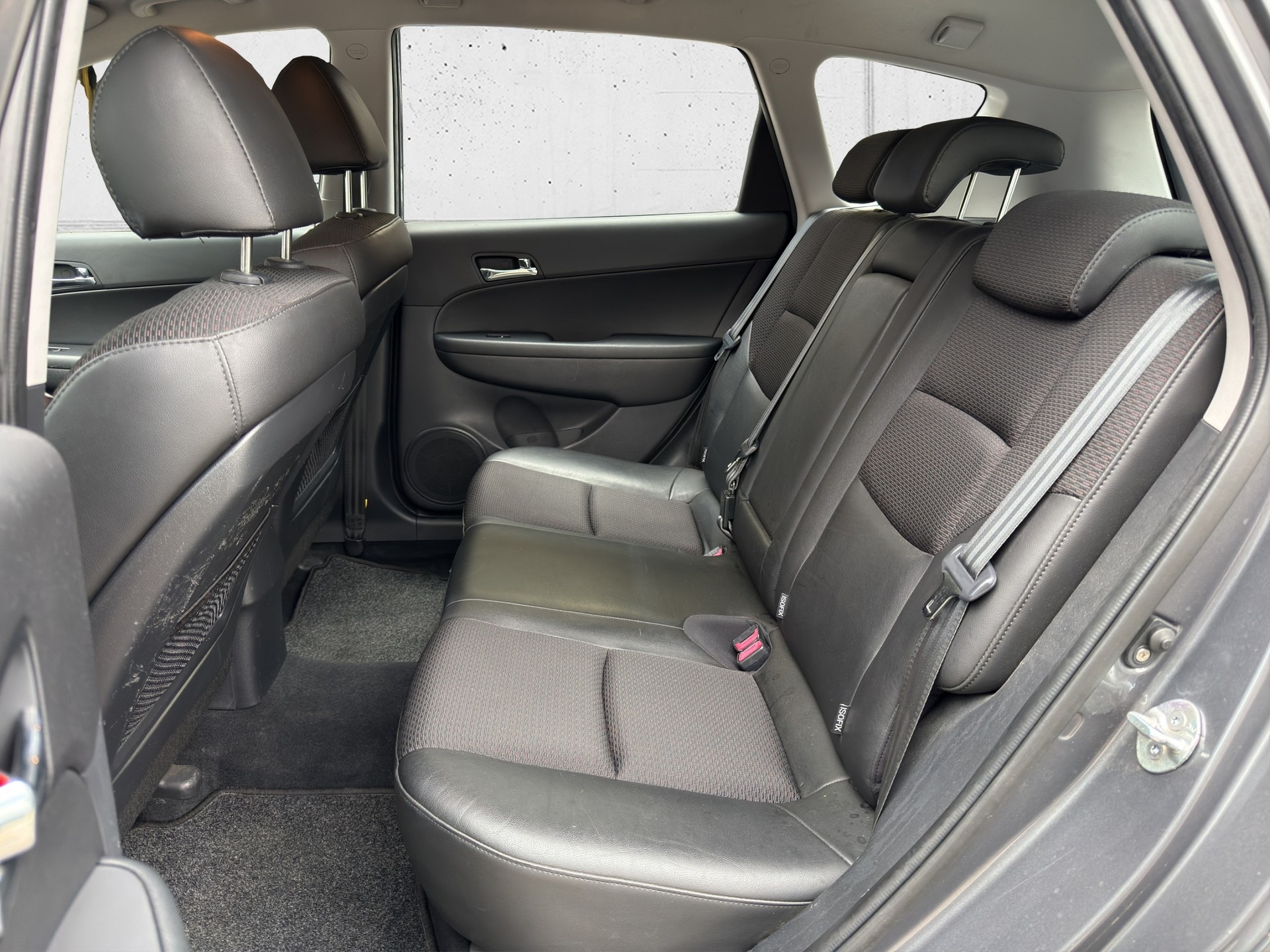 HYUNDAI i30 Wagon 2.0 Premium Automatic-image-5