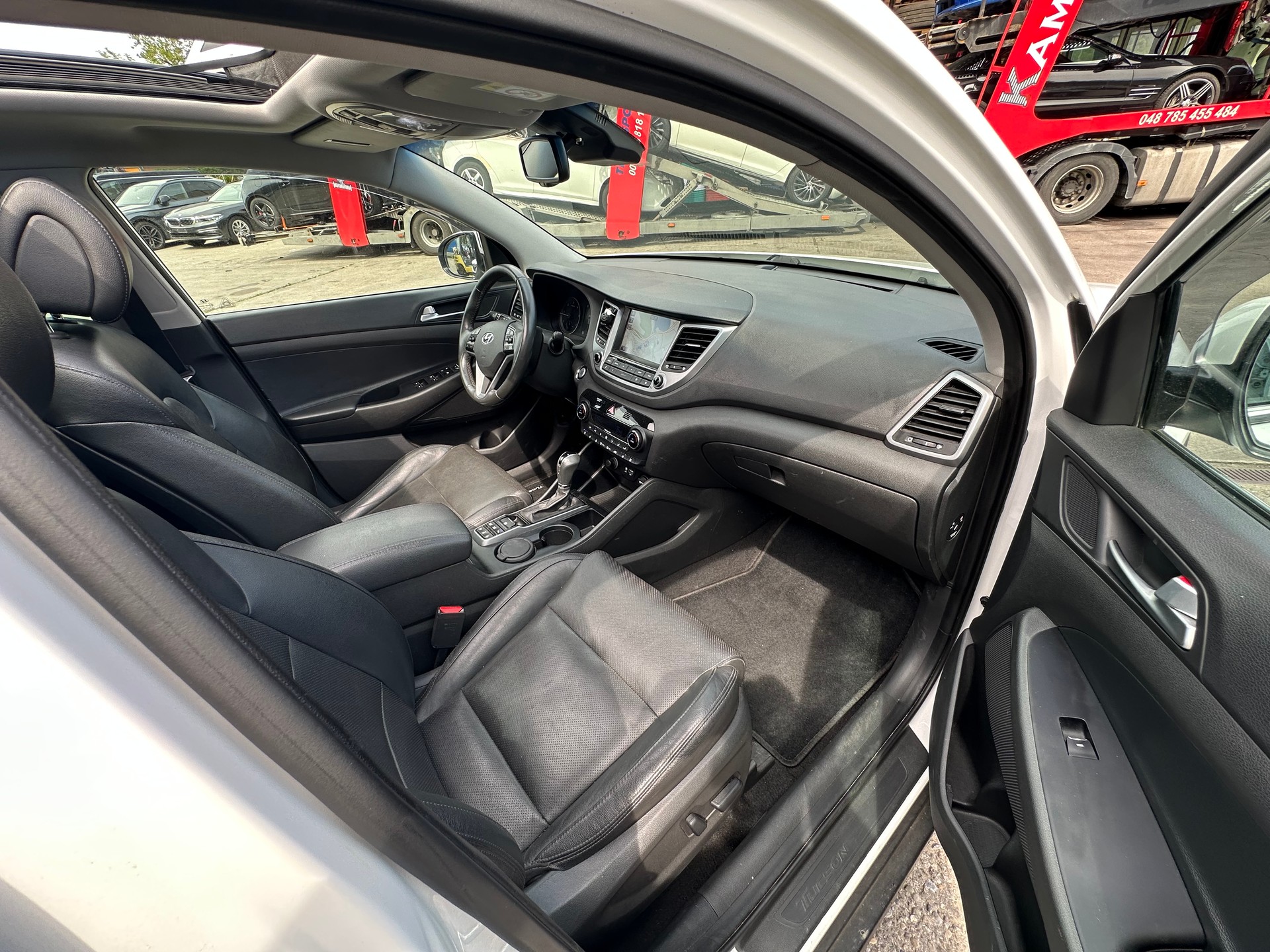 HYUNDAI Tucson 2.0 CRDI Vertex 4WD Automatic-image-12