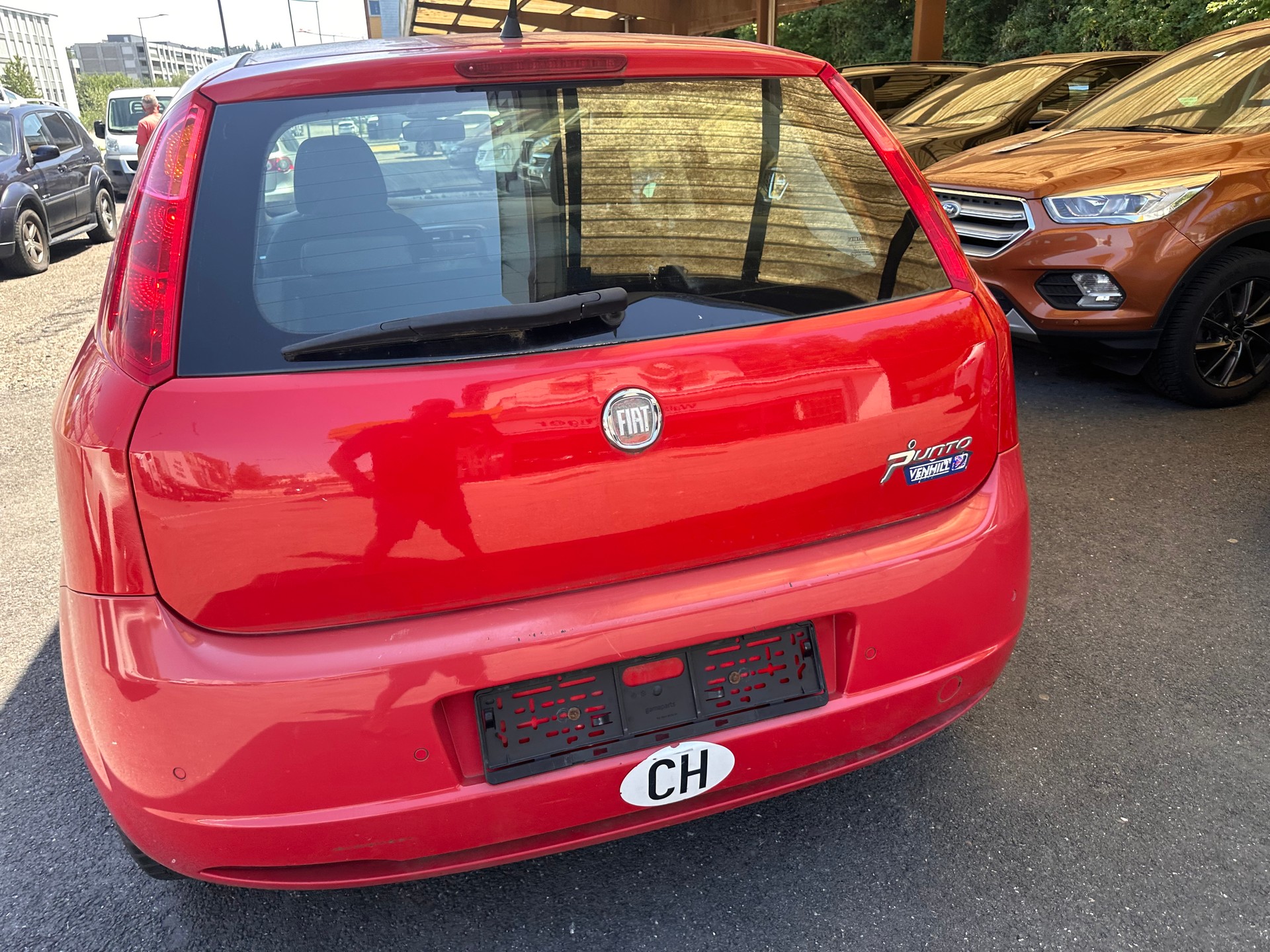 FIAT Punto 1.4 16V Turbo Emotion-image-4