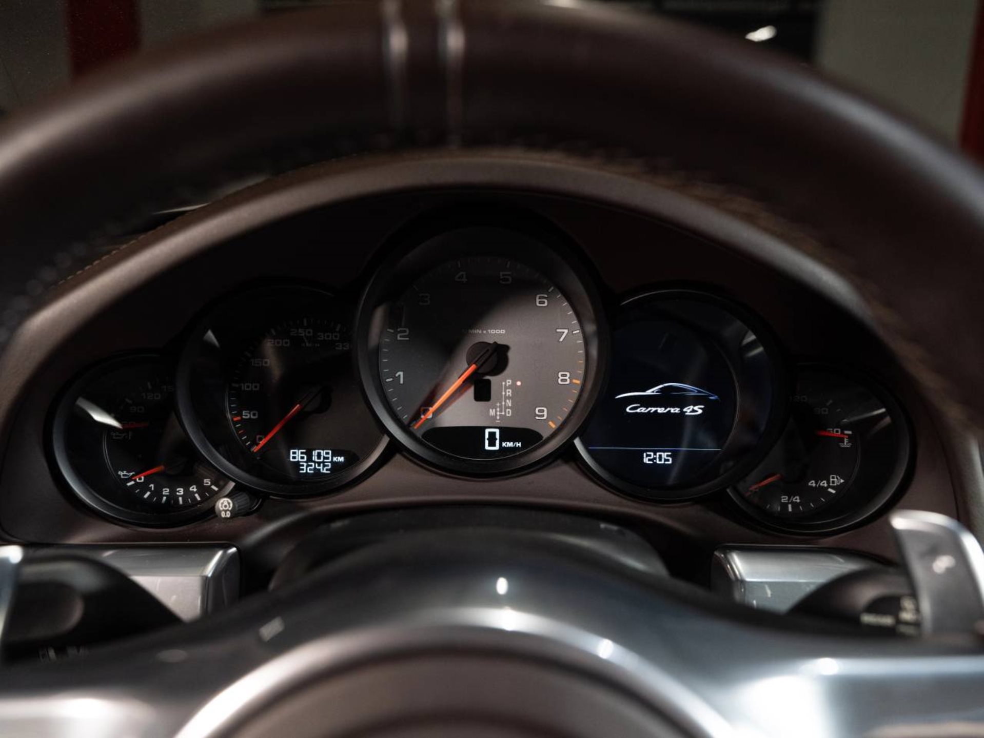 PORSCHE 911 Carrera 4S Coupe-image-10