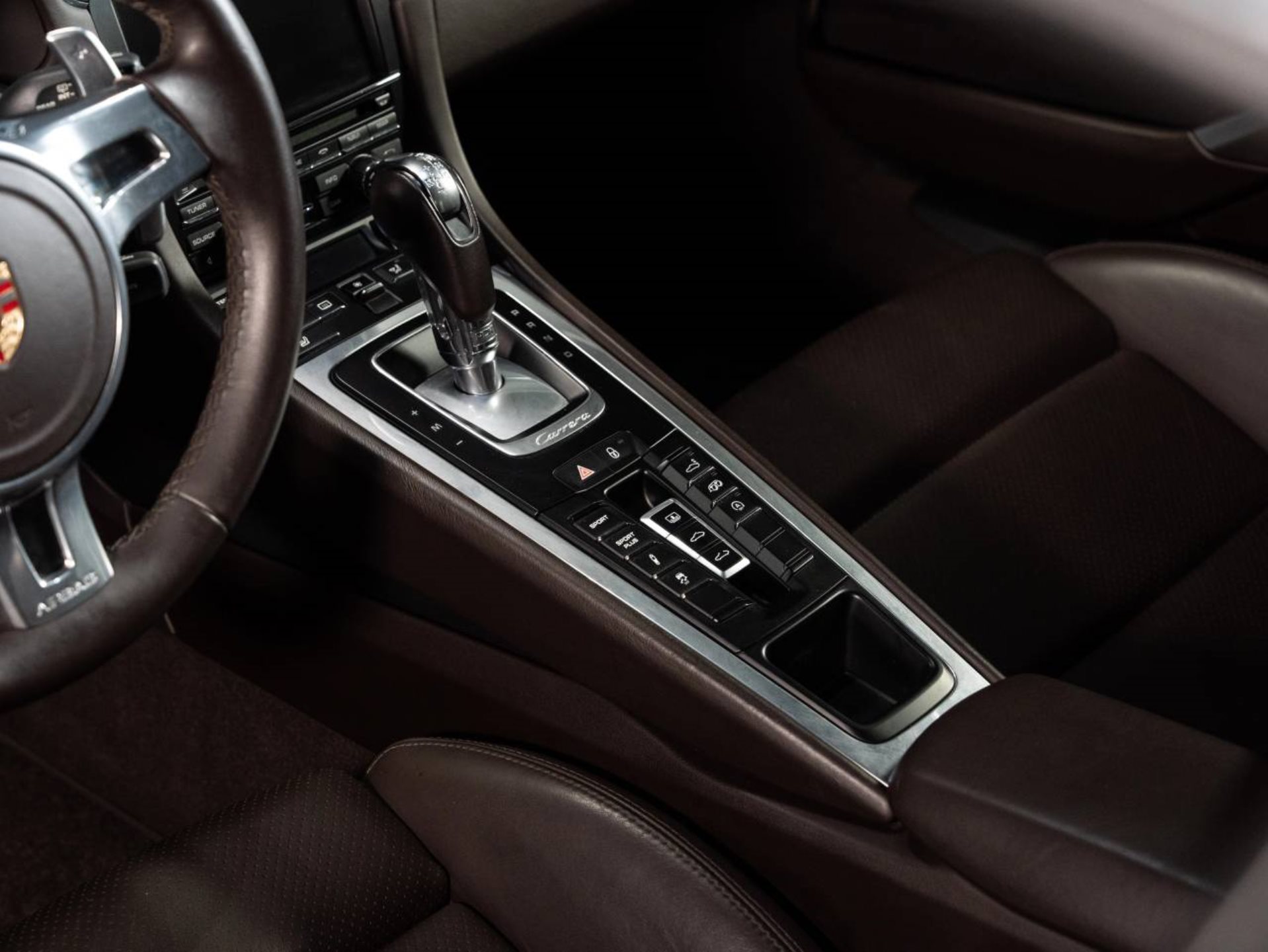 PORSCHE 911 Carrera 4S Coupe-image-13