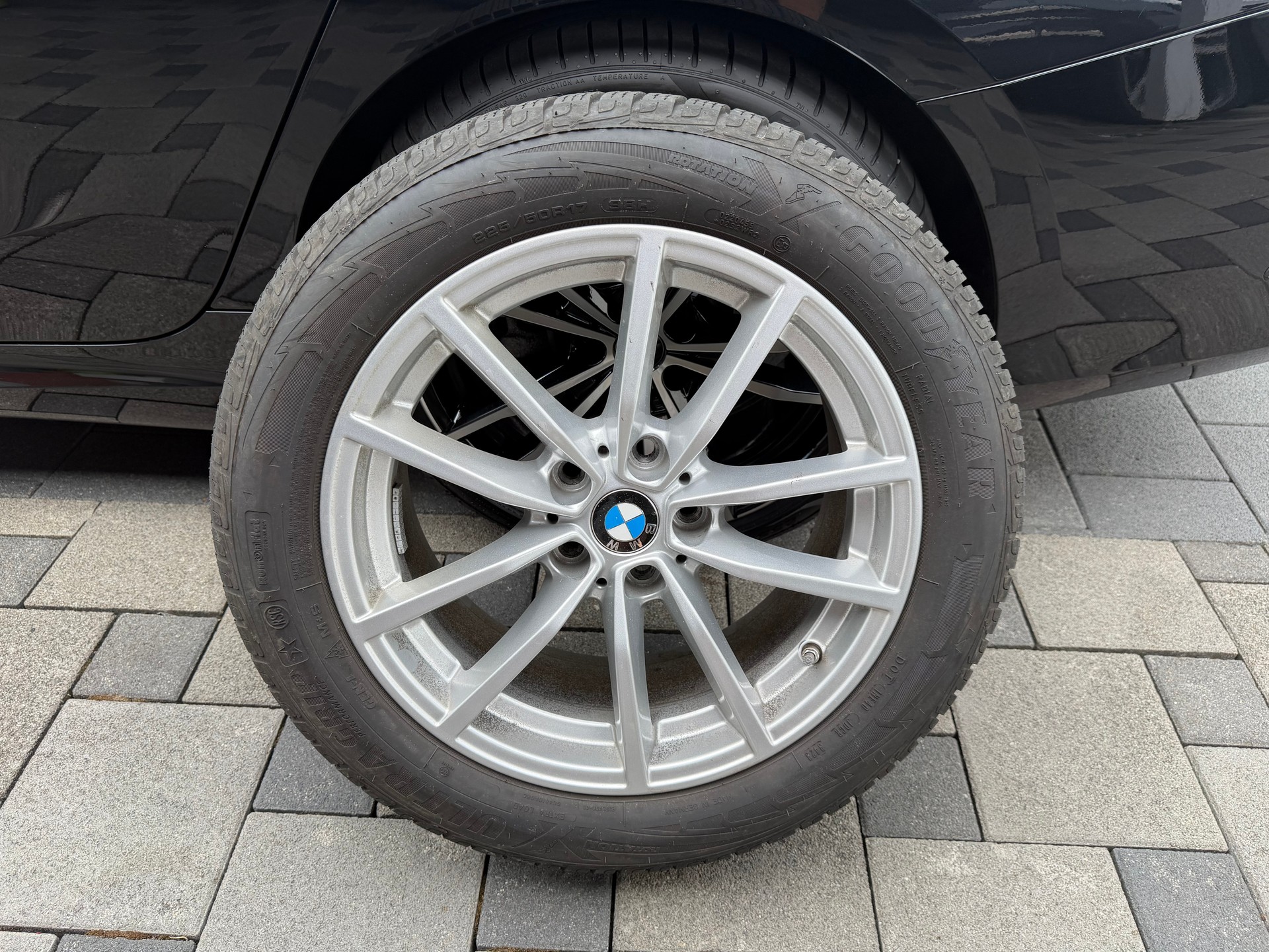 BMW 320d xDrive 48V Touring Steptronic M Sport-image-31
