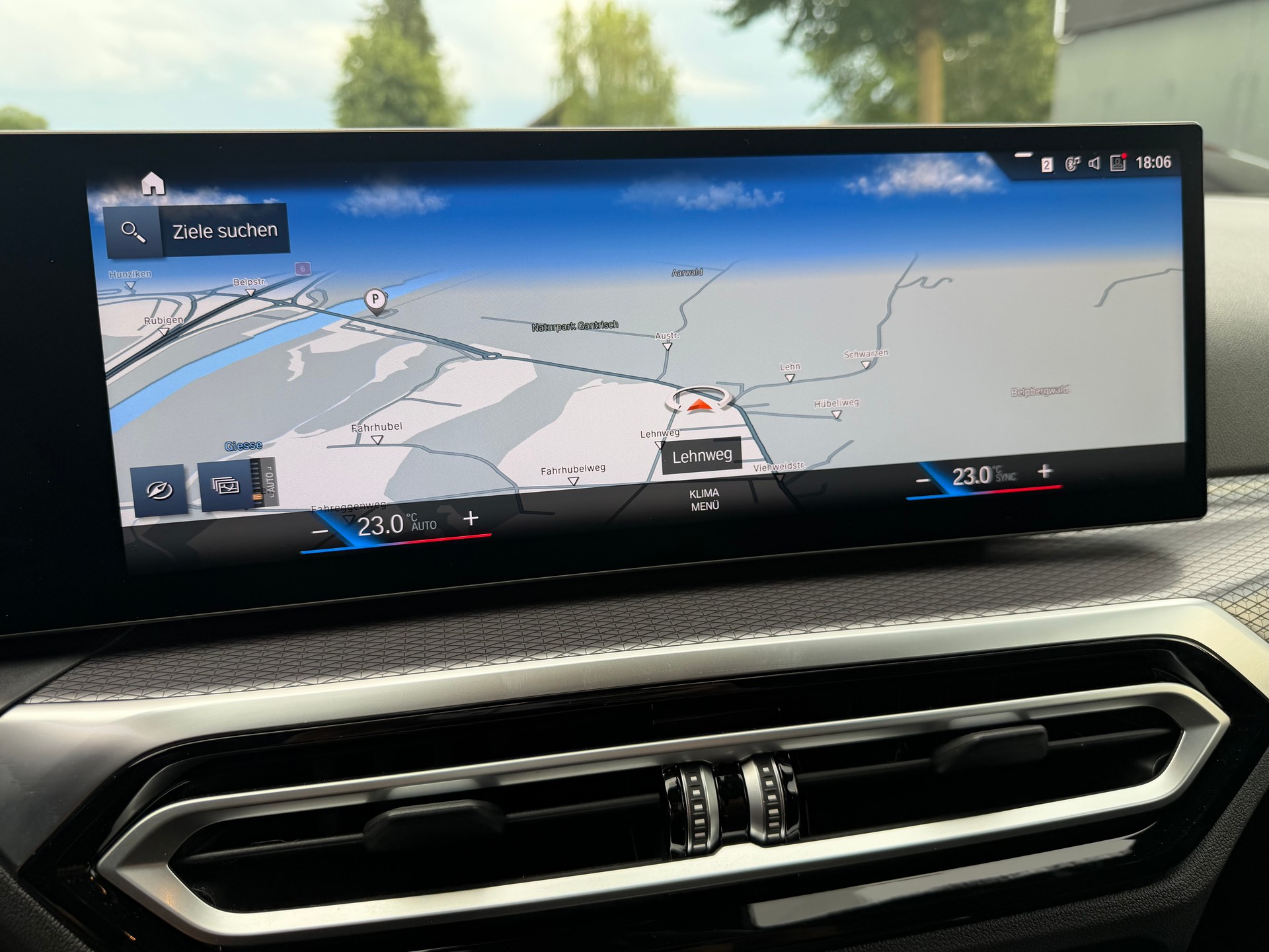 BMW 320d xDrive 48V Touring Steptronic M Sport-image-22