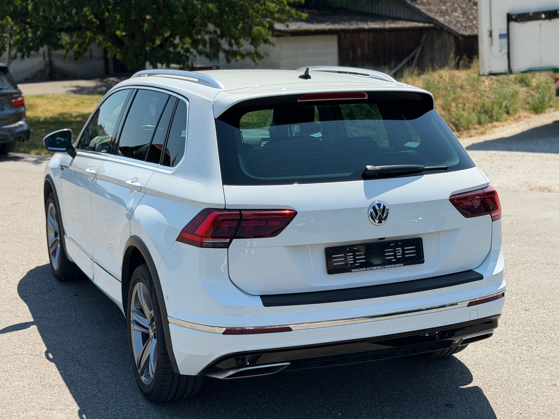 VW Tiguan 2.0TSI Highline 4Motion DSG-image-15