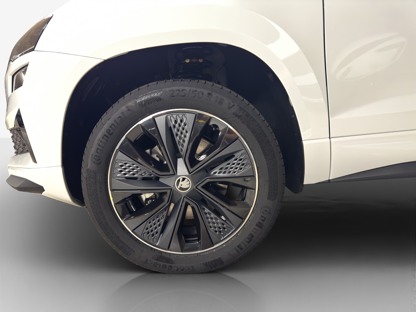 SKODA Karoq 2.0 TSI SportLine 4x4 DSG-image-13