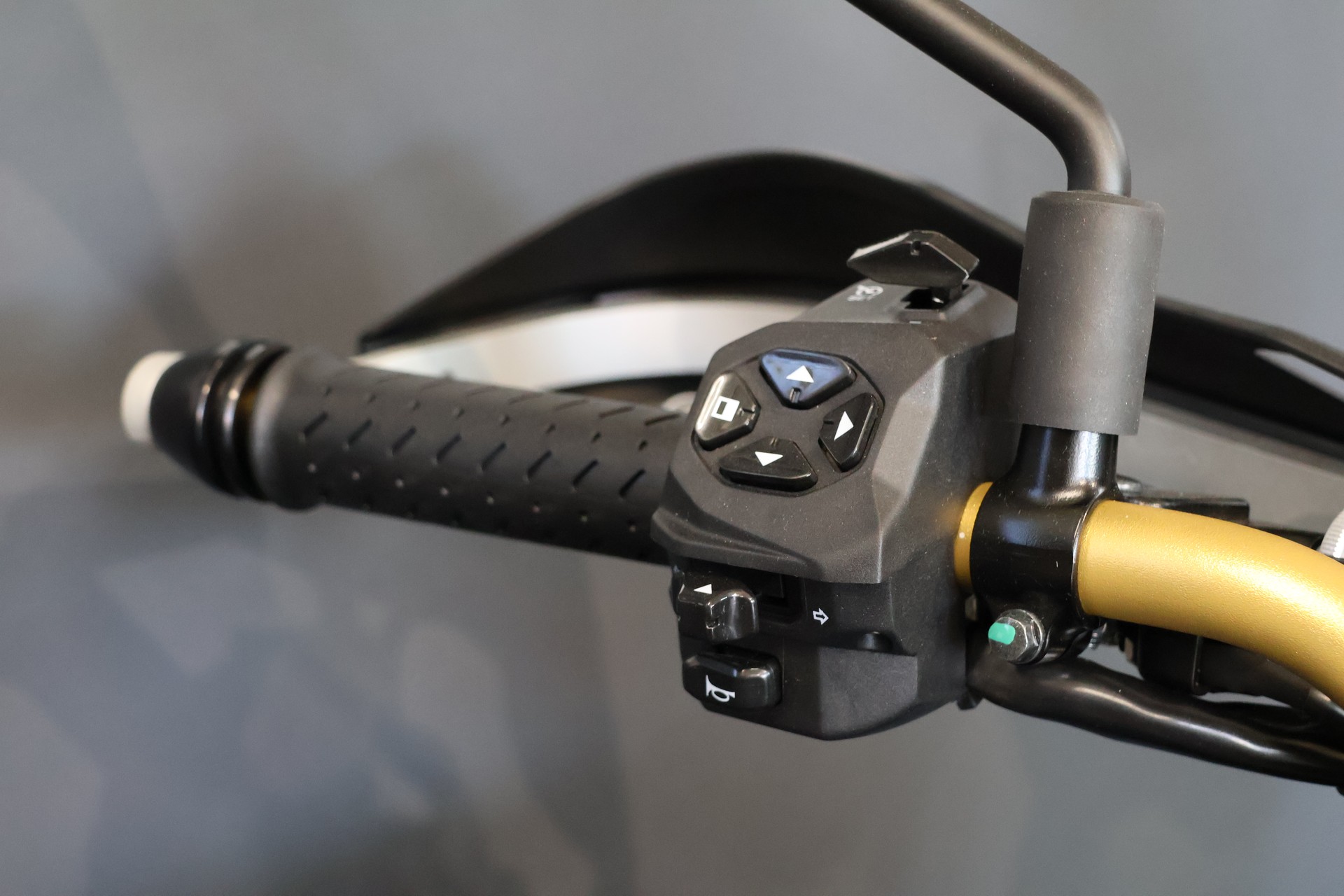 APRILIA Tuareg 660 E5+ Rally (80ps)-image-11