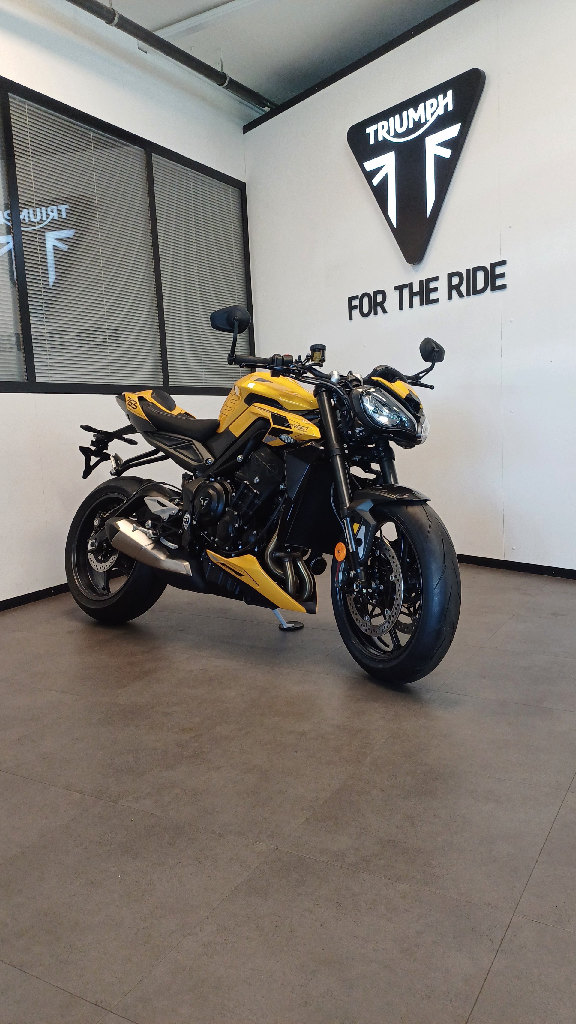 TRIUMPH Street Triple 765 RS-image-4