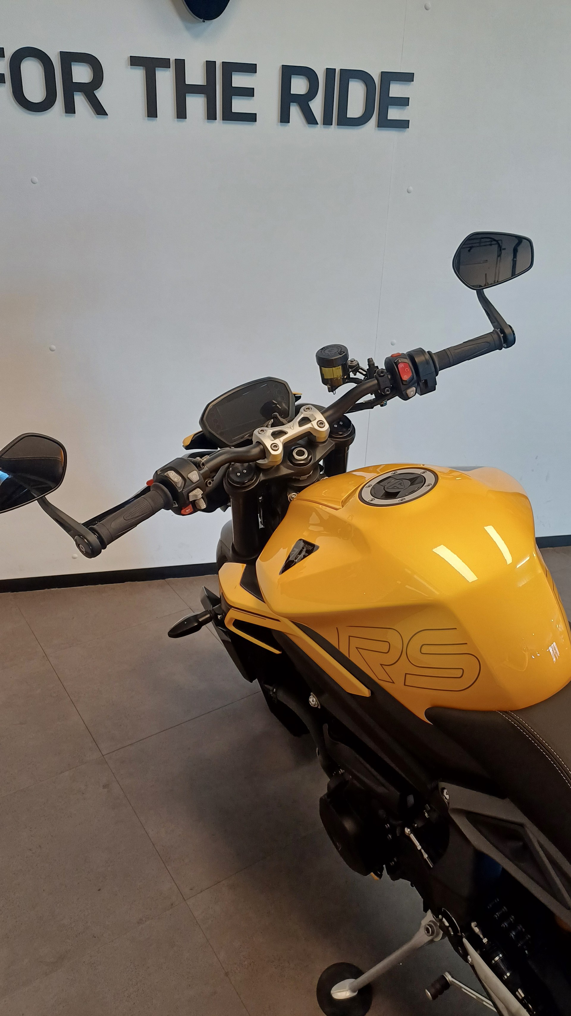 TRIUMPH Street Triple 765 RS-image-7