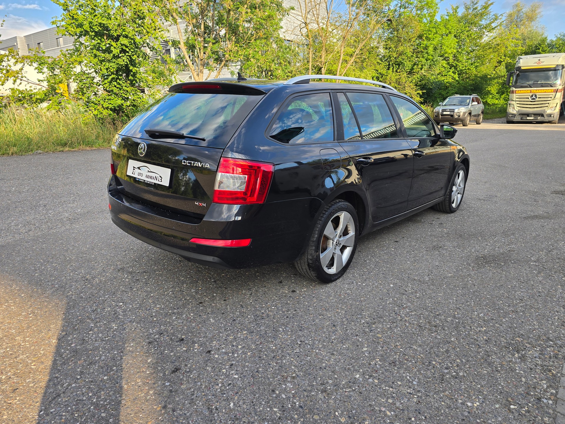 SKODA Octavia Combi 1.8 TSI Elegance 4x4 DSG-image-4