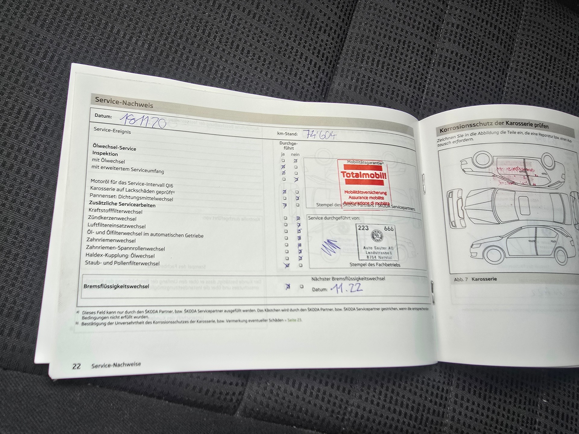 SKODA Octavia Combi 1.8 TSI Elegance 4x4 DSG-image-26