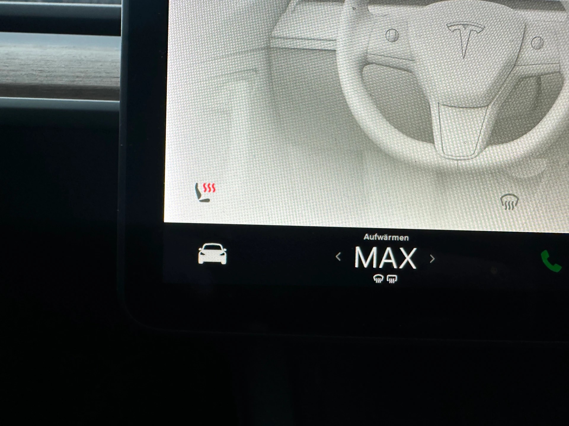 TESLA Model 3-image-12