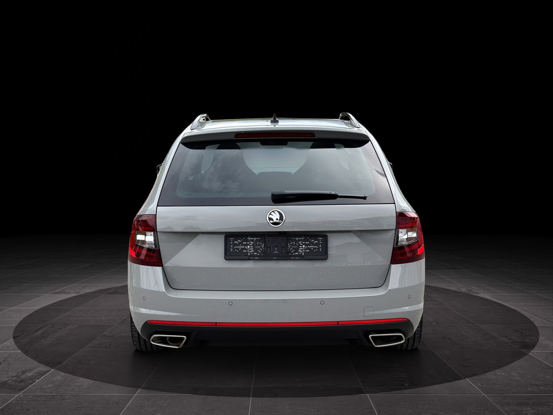 SKODA Octavia Combi 2.0 TDI RS 4x4 DSG-image-2