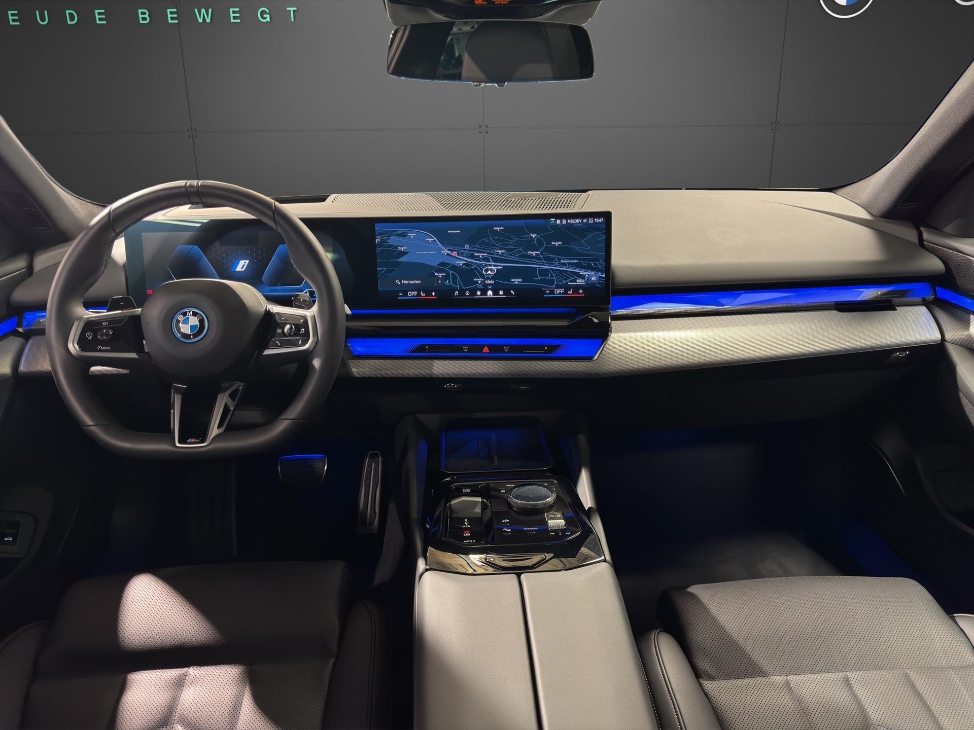 BMW 530e xDrive Touring M Sport-image-18