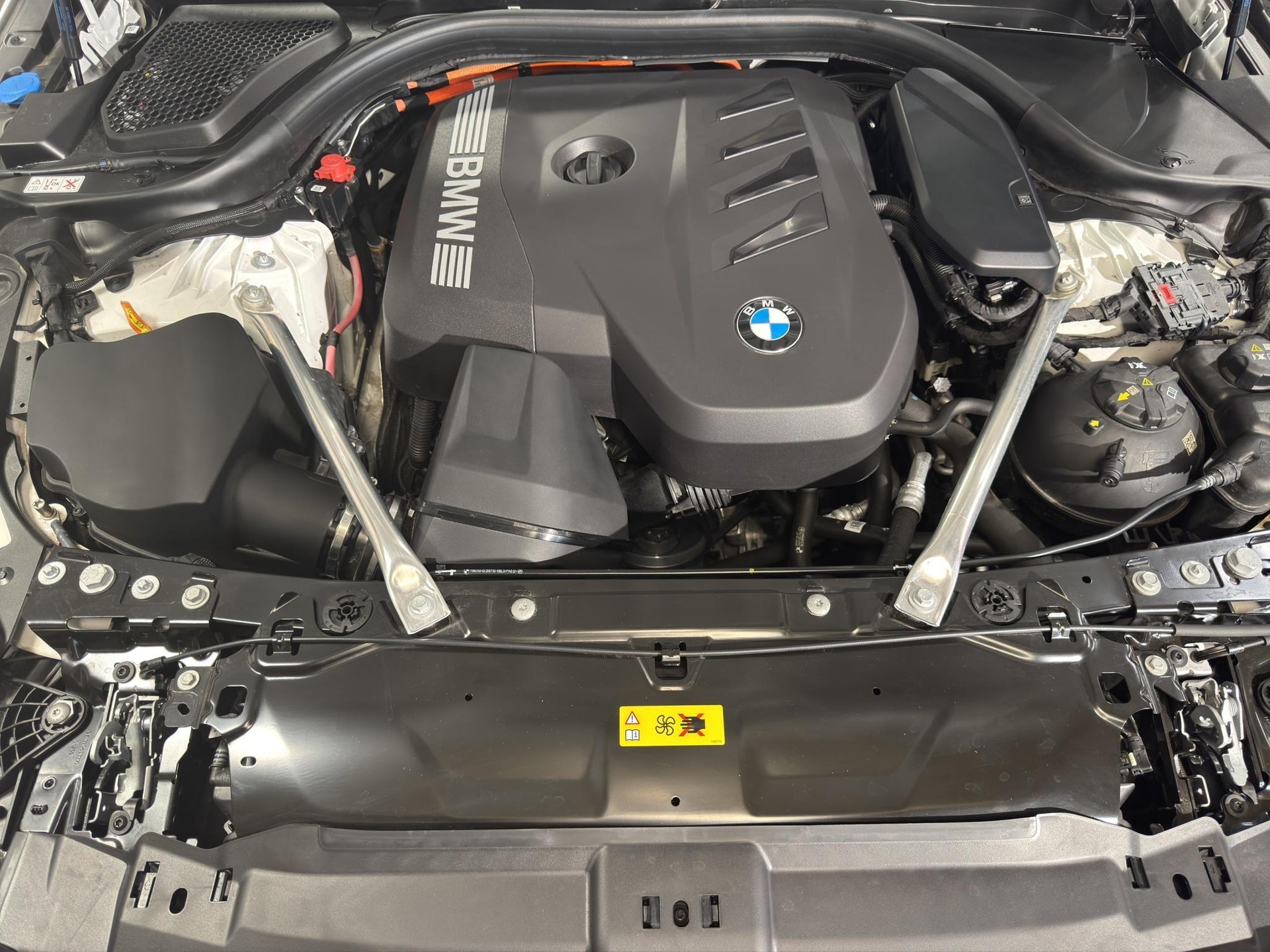 BMW 530e xDrive Touring M Sport-image-20