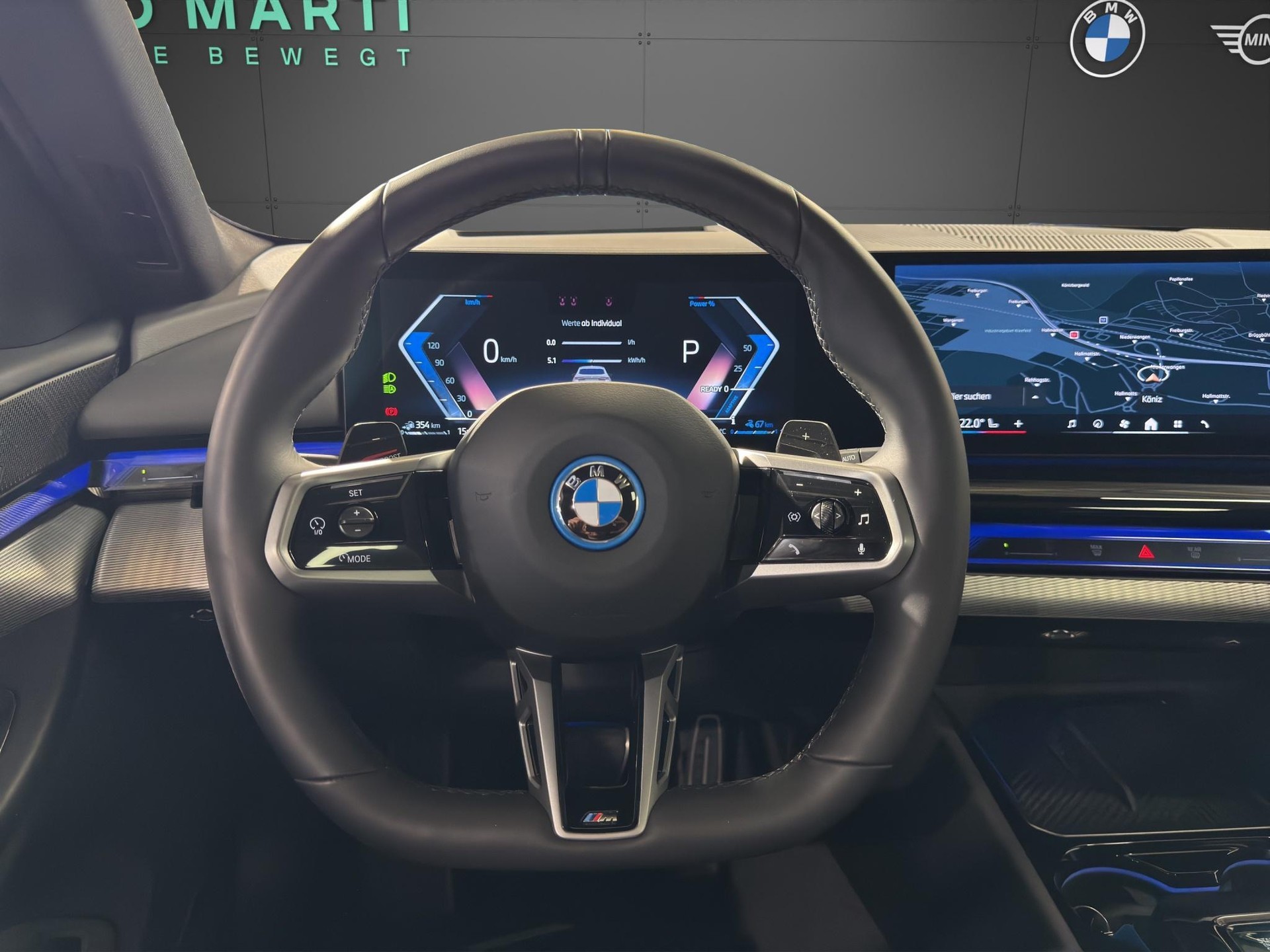 BMW 530e xDrive Touring M Sport-image-12