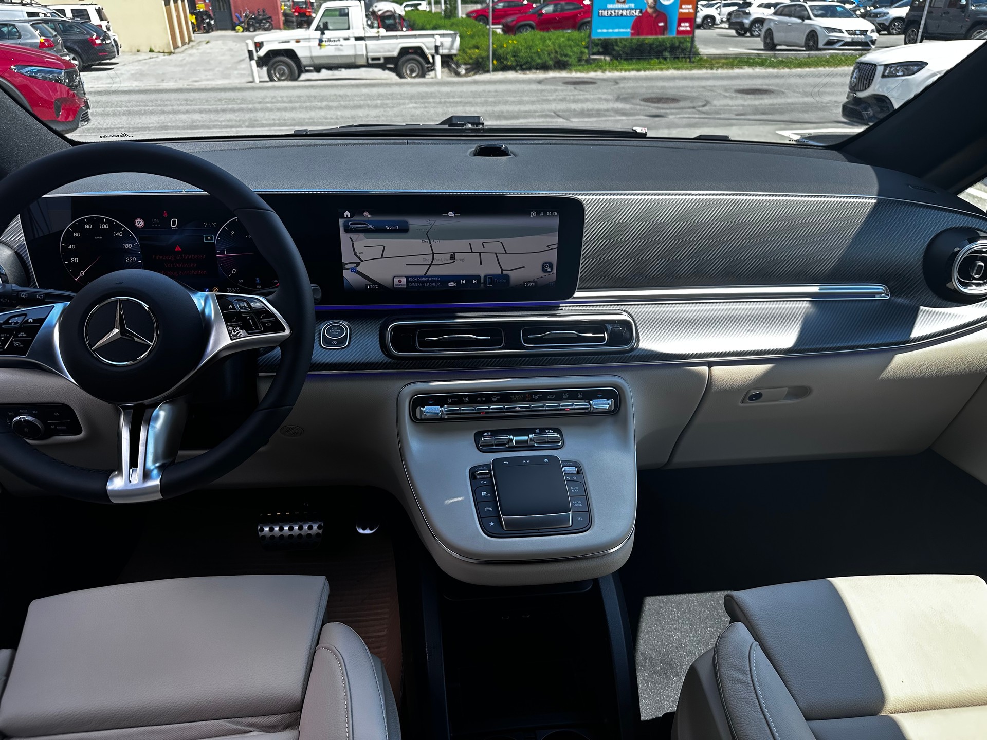 MERCEDES-BENZ V 300 d Avantgarde extra lang 4Matic-image-9