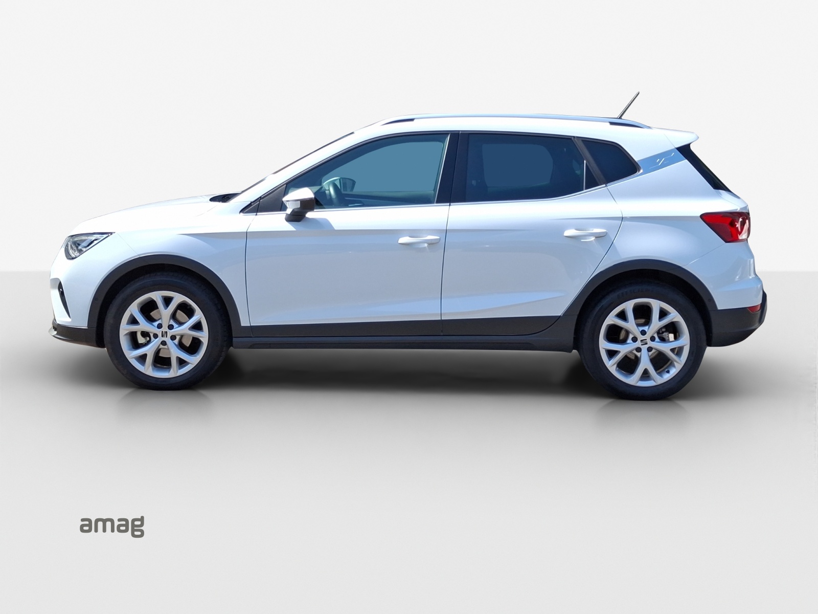 SEAT Arona 1.0 TSI Eco FR DSG-image-1