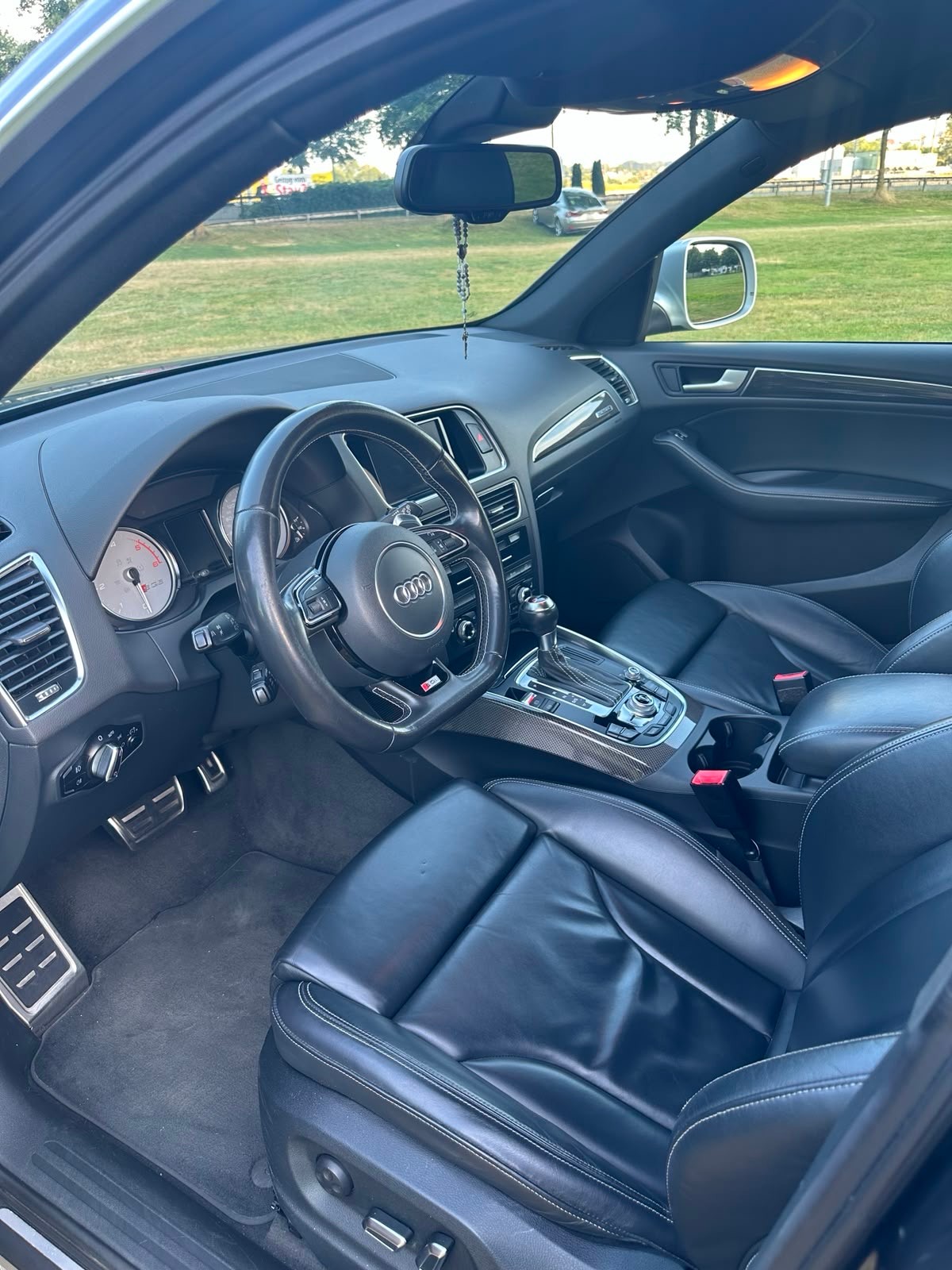 AUDI SQ5 3.0 V6 TDI Quattro Tiptronic-image-4