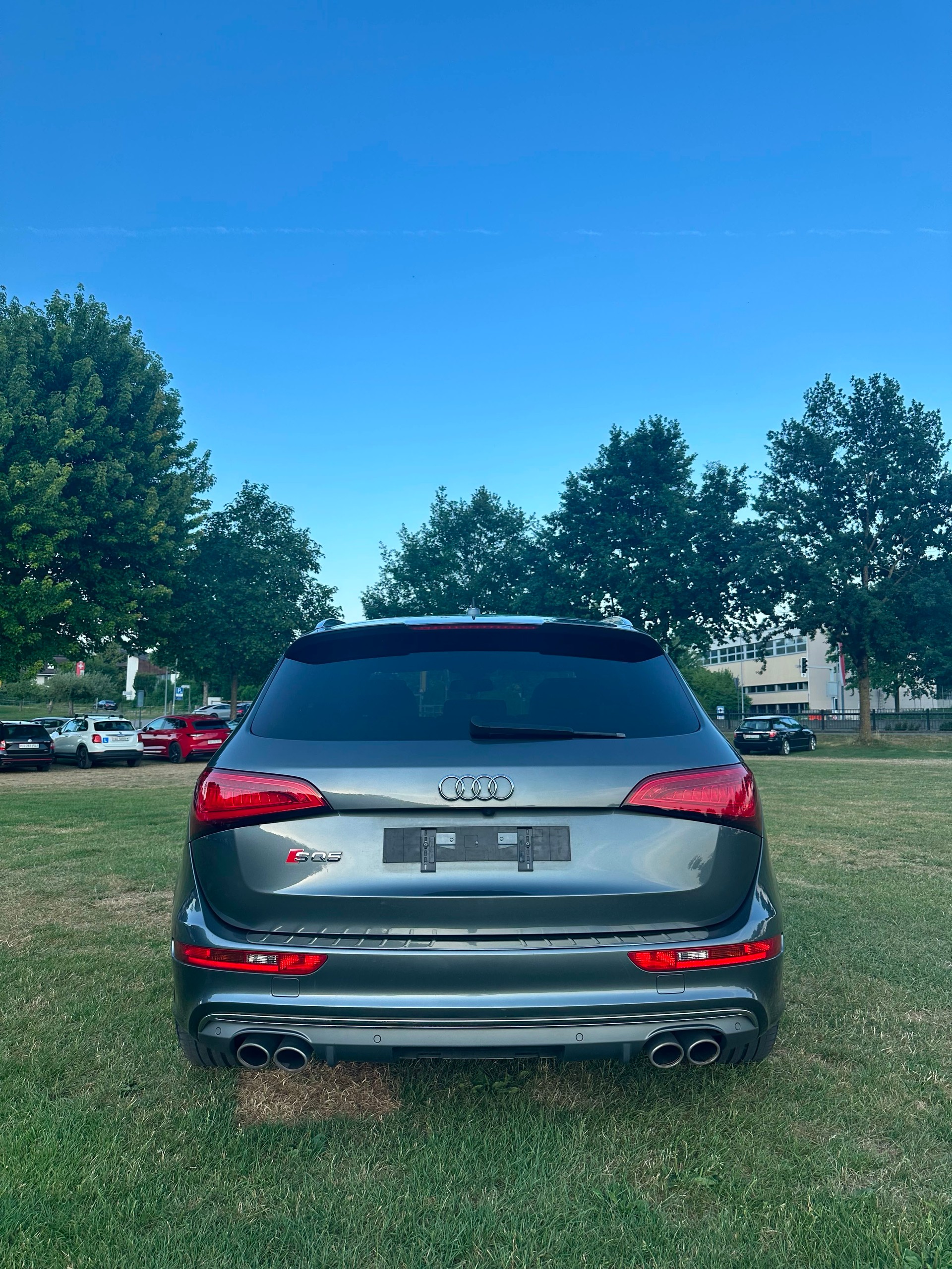 AUDI SQ5 3.0 V6 TDI Quattro Tiptronic-image-3