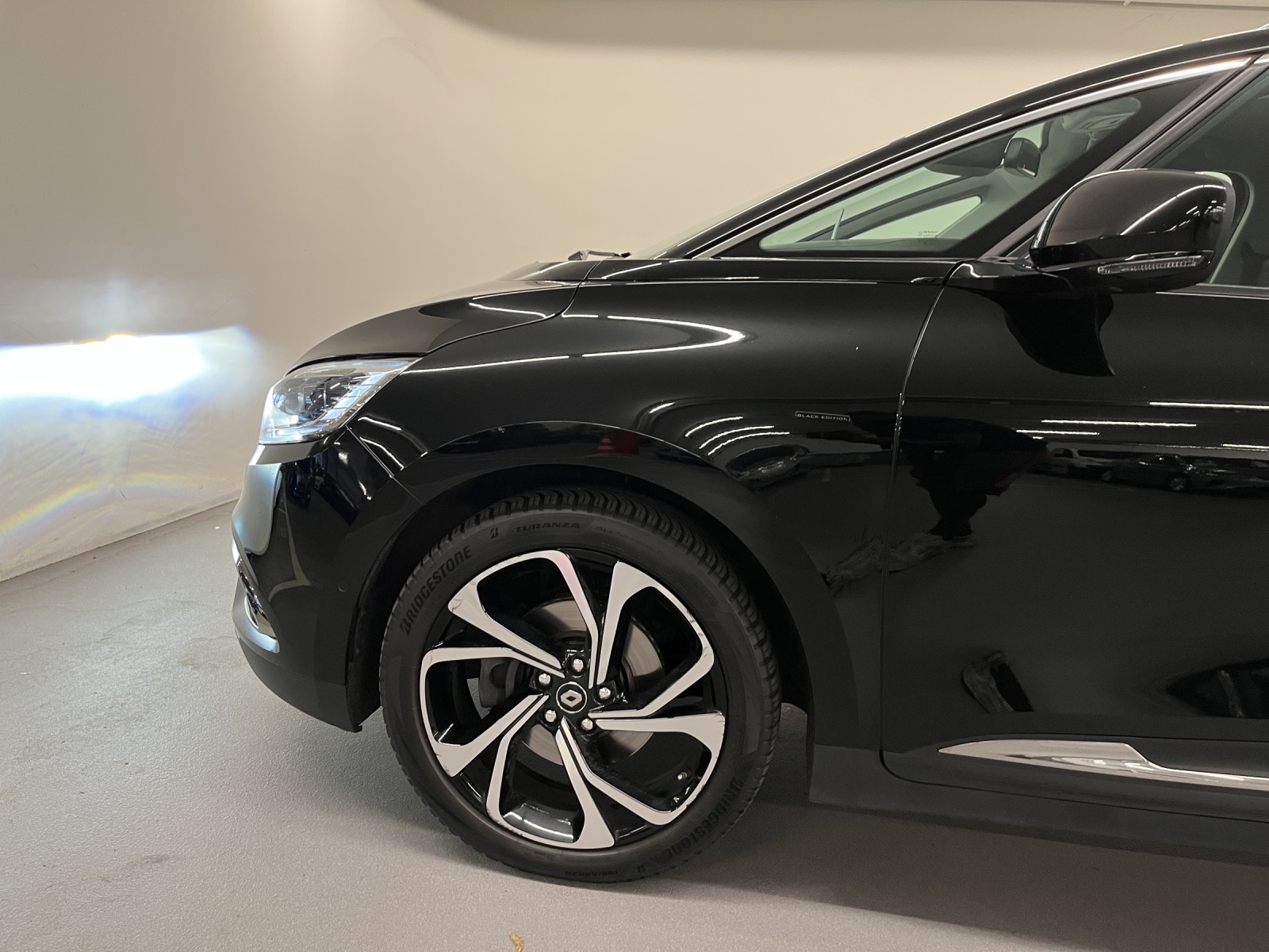 RENAULT Grand Scénic 1.3 TCe 160 Intens Advant. EDC-image-15