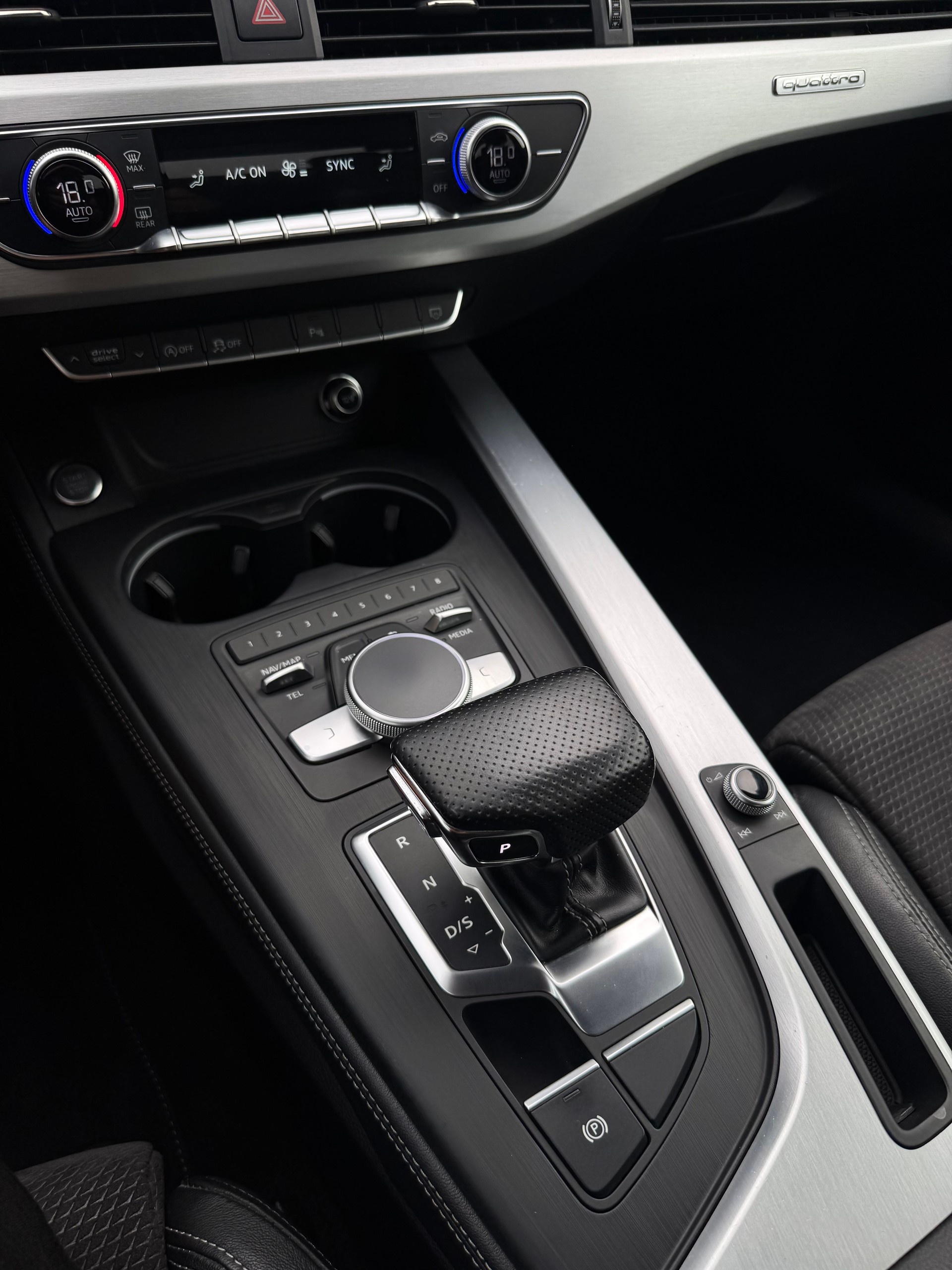 AUDI A5 Coupé 2.0 TFSI Sport quattro S-tronic / ab MFK bei Verkauf-image-12