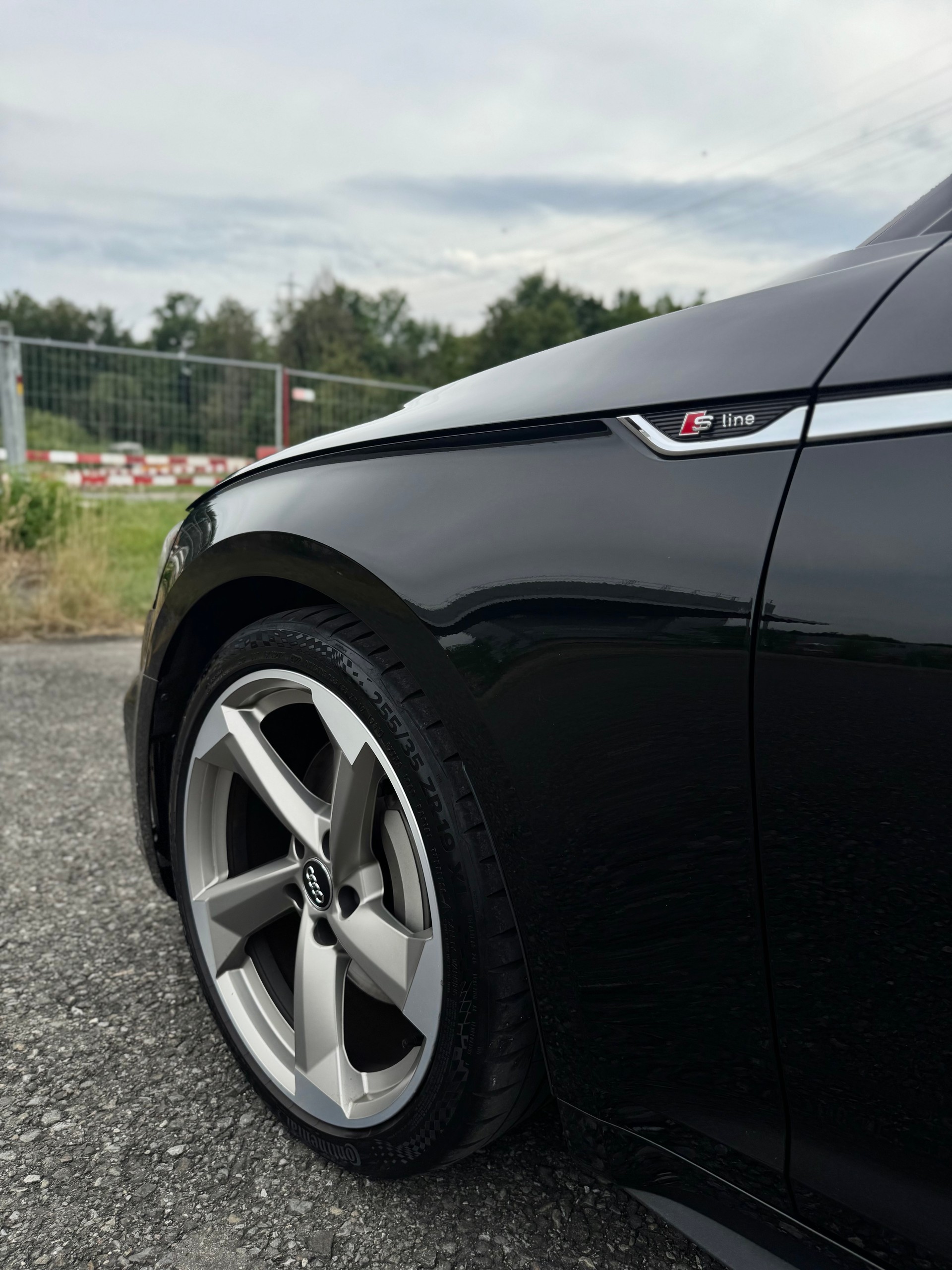 AUDI A5 Coupé 2.0 TFSI Sport quattro S-tronic / ab MFK bei Verkauf-image-27