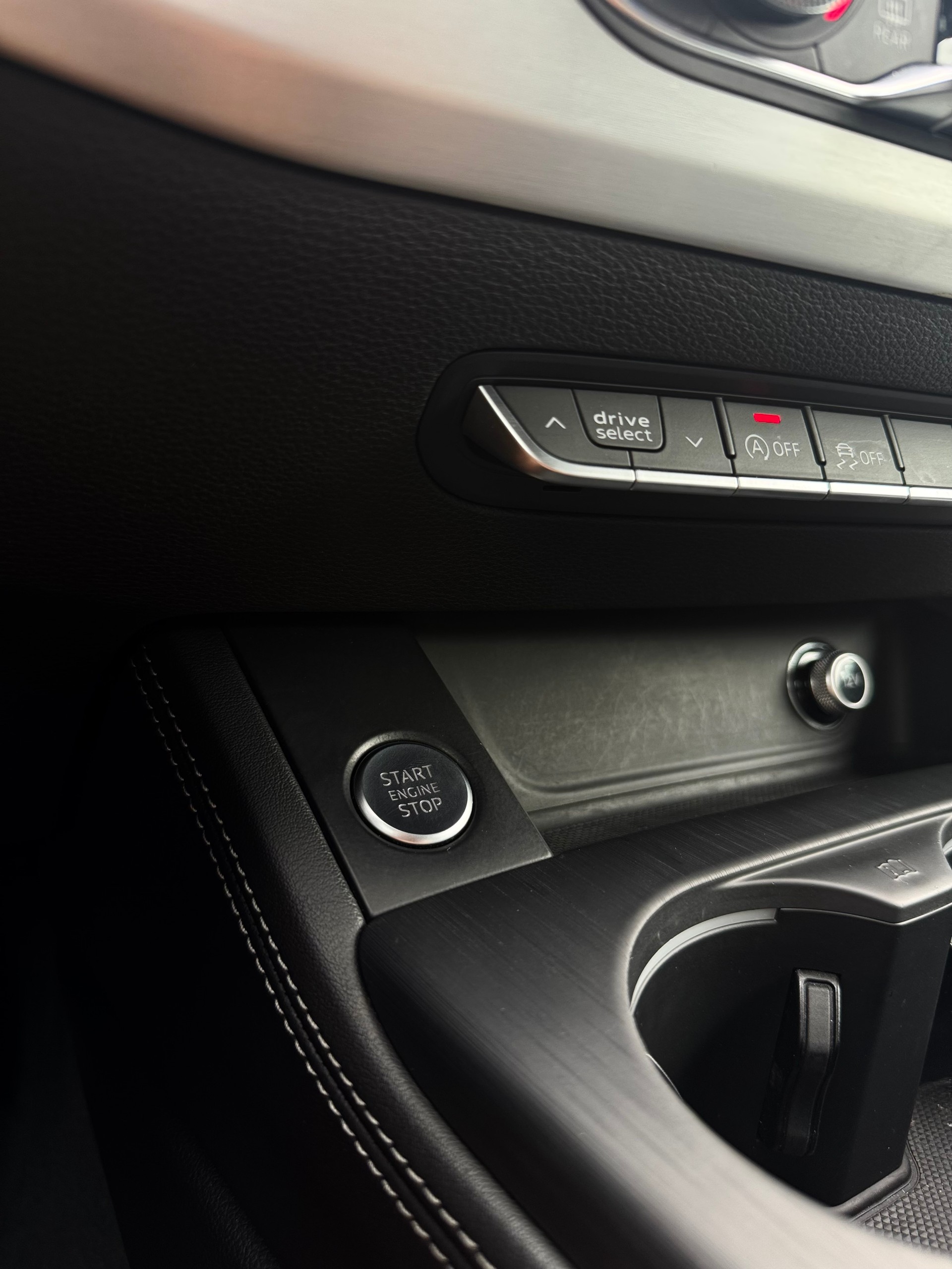 AUDI A5 Coupé 2.0 TFSI Sport quattro S-tronic / ab MFK bei Verkauf-image-14