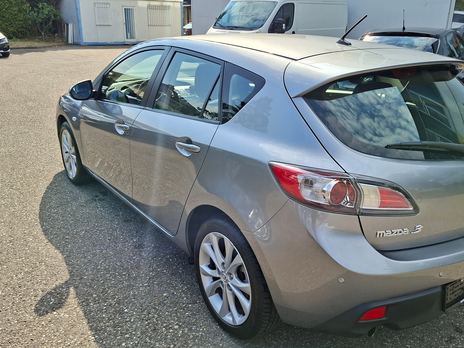 MAZDA 1.6 Exclusive-image-5
