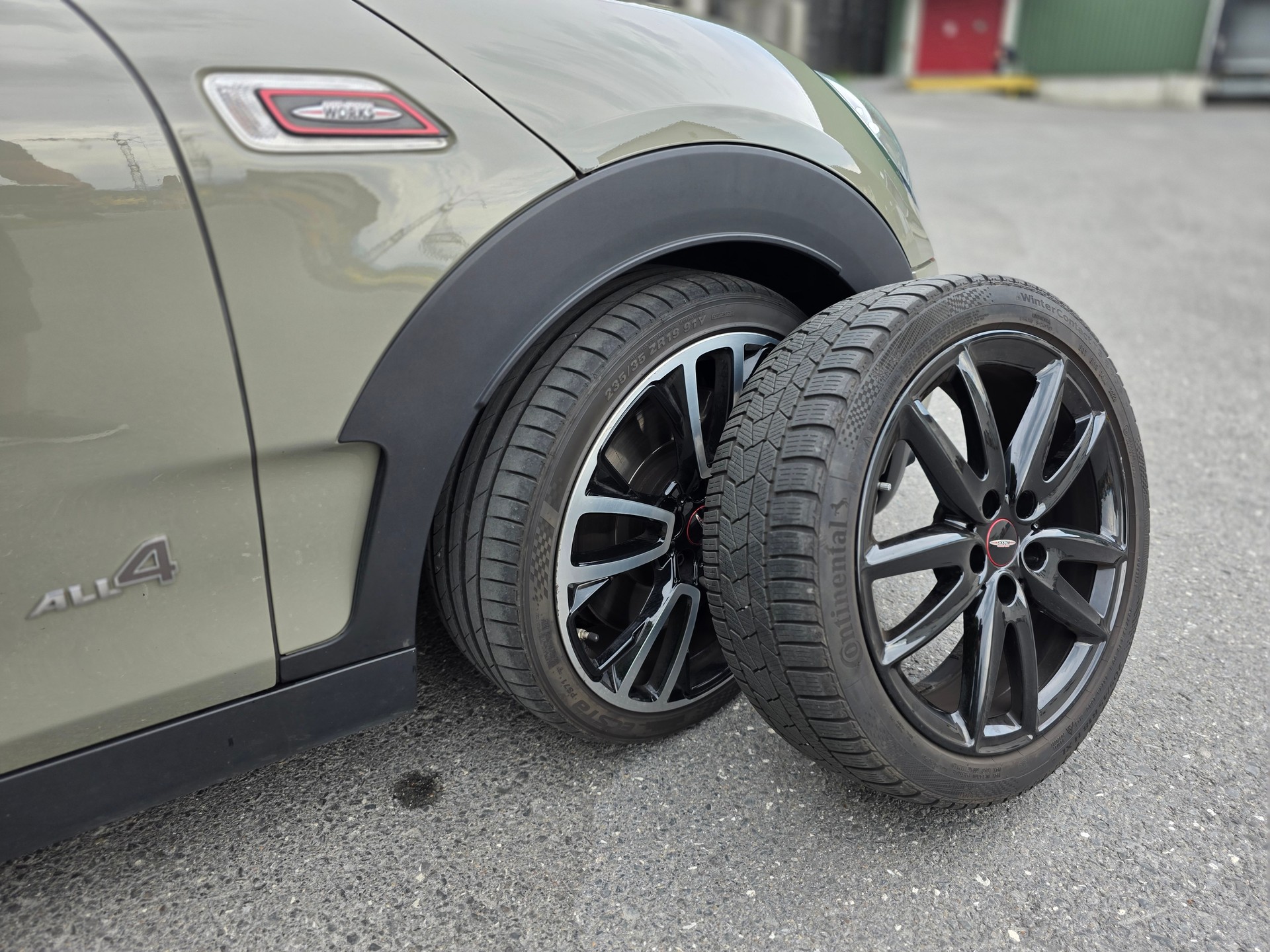 MINI Clubman Cooper John Cooper Works ALL4 Steptronic-image-29