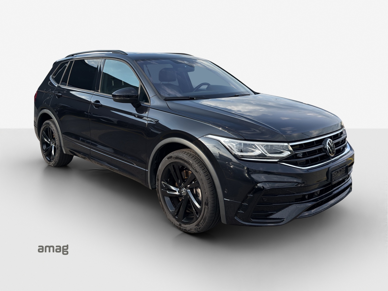 VW Tiguan Allspace 2.0TSI R-Line 4Motion DSG-image-5