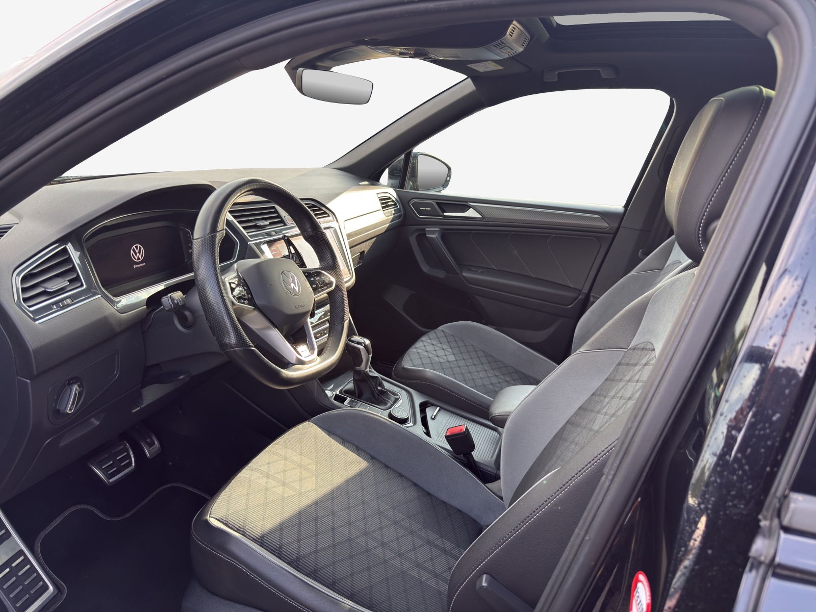 VW Tiguan Allspace 2.0TSI R-Line 4Motion DSG-image-7