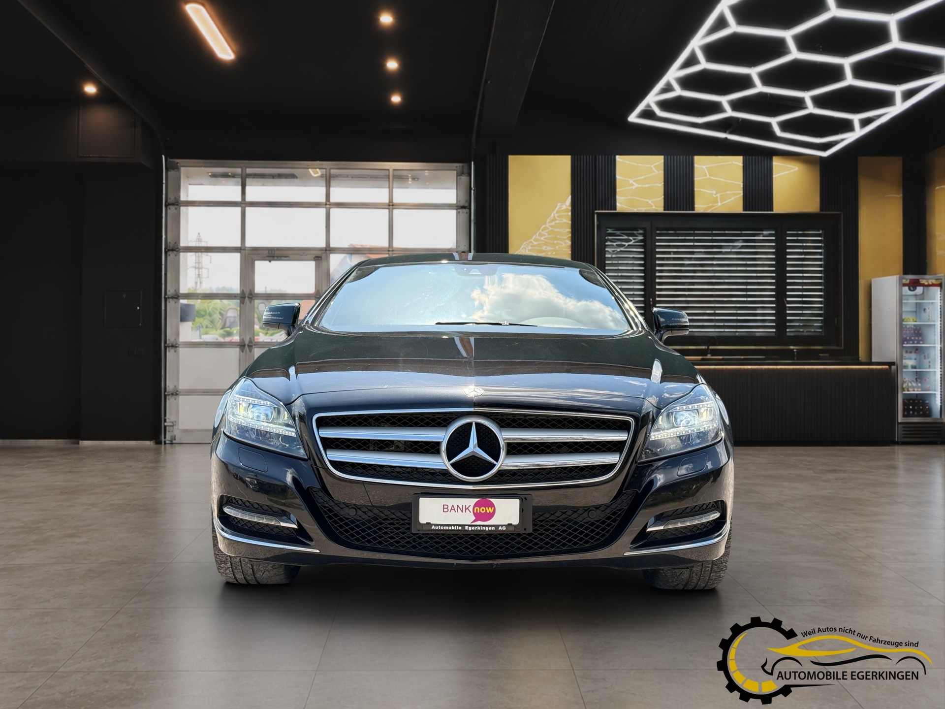 MERCEDES-BENZ CLS 350 CDI 4matic Shooting Brake-showroom-element-1