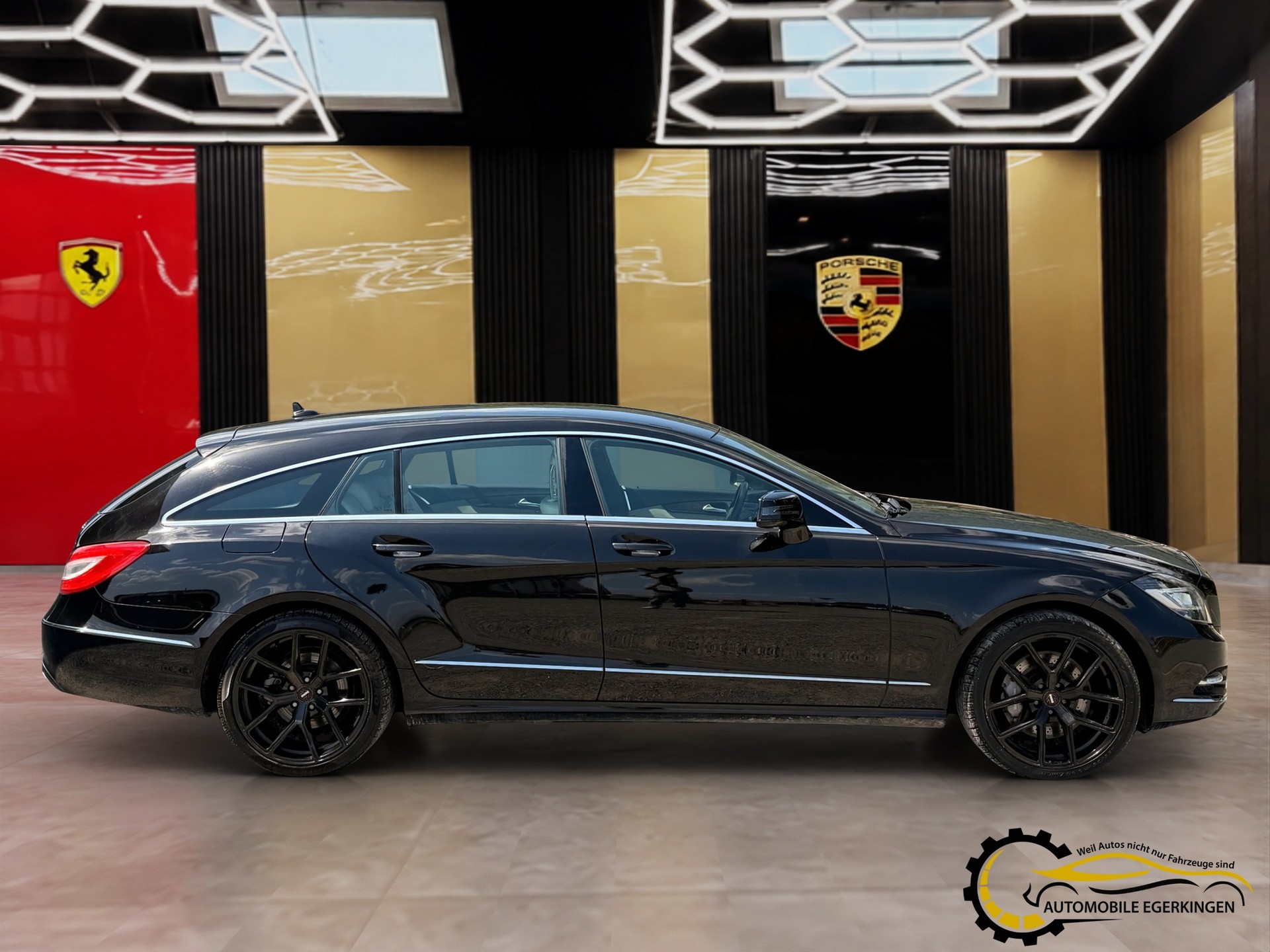 MERCEDES-BENZ CLS 350 CDI 4matic Shooting Brake-showroom-element-3