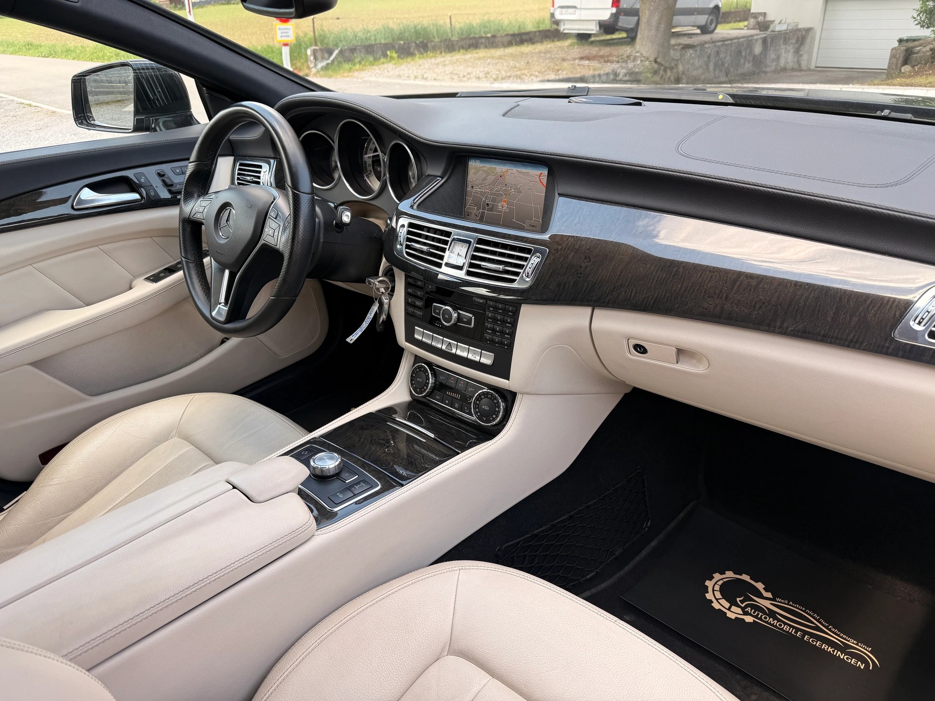 MERCEDES-BENZ CLS 350 CDI 4matic Shooting Brake-image-10