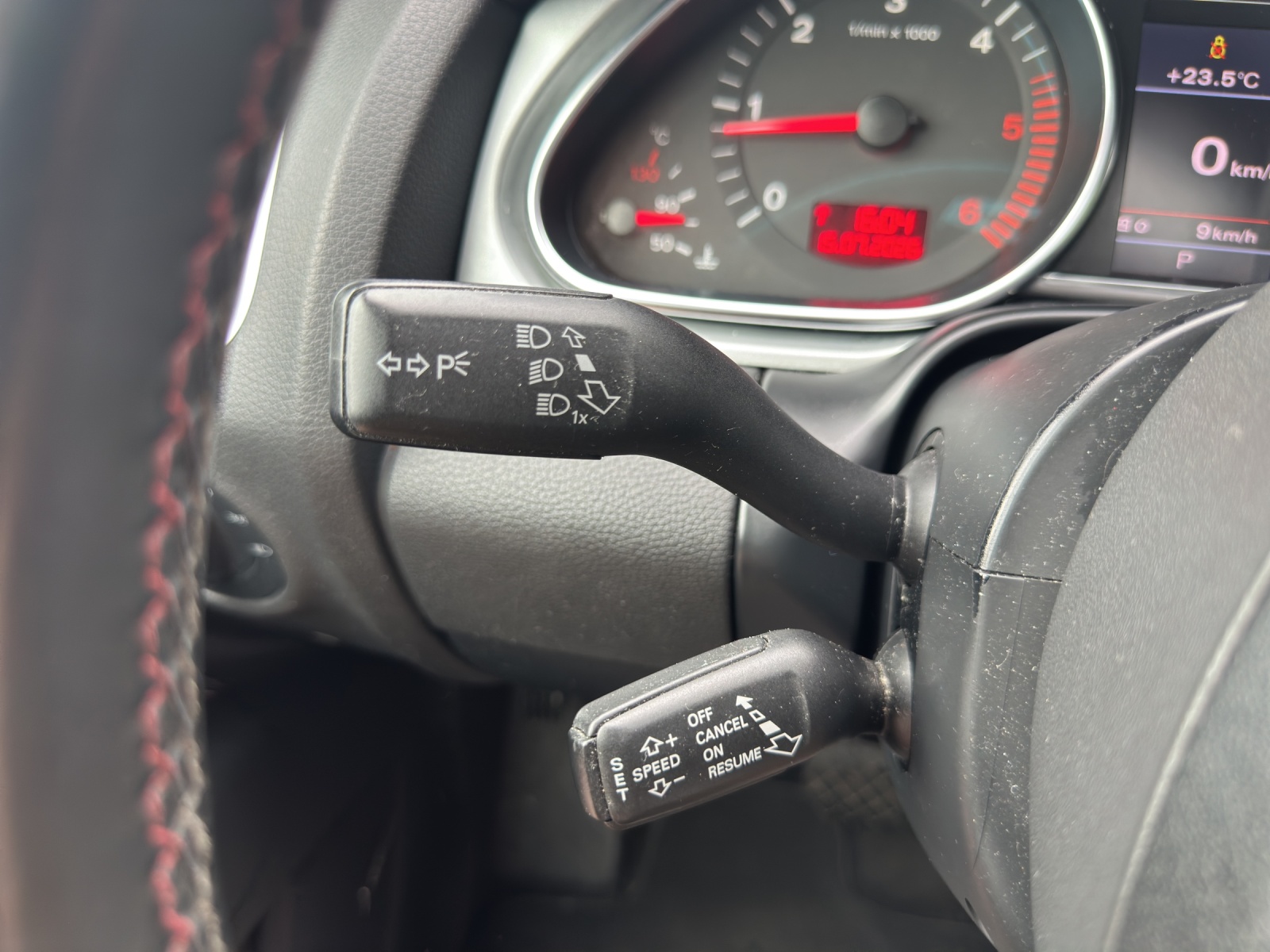 AUDI Q7 3.0 TDI quattro tiptronic-image-20