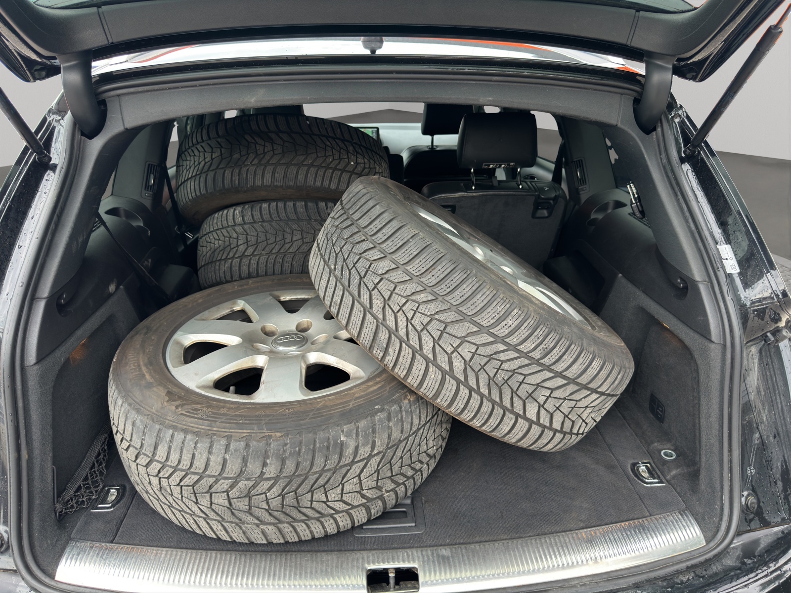 AUDI Q7 3.0 TDI quattro tiptronic-image-13