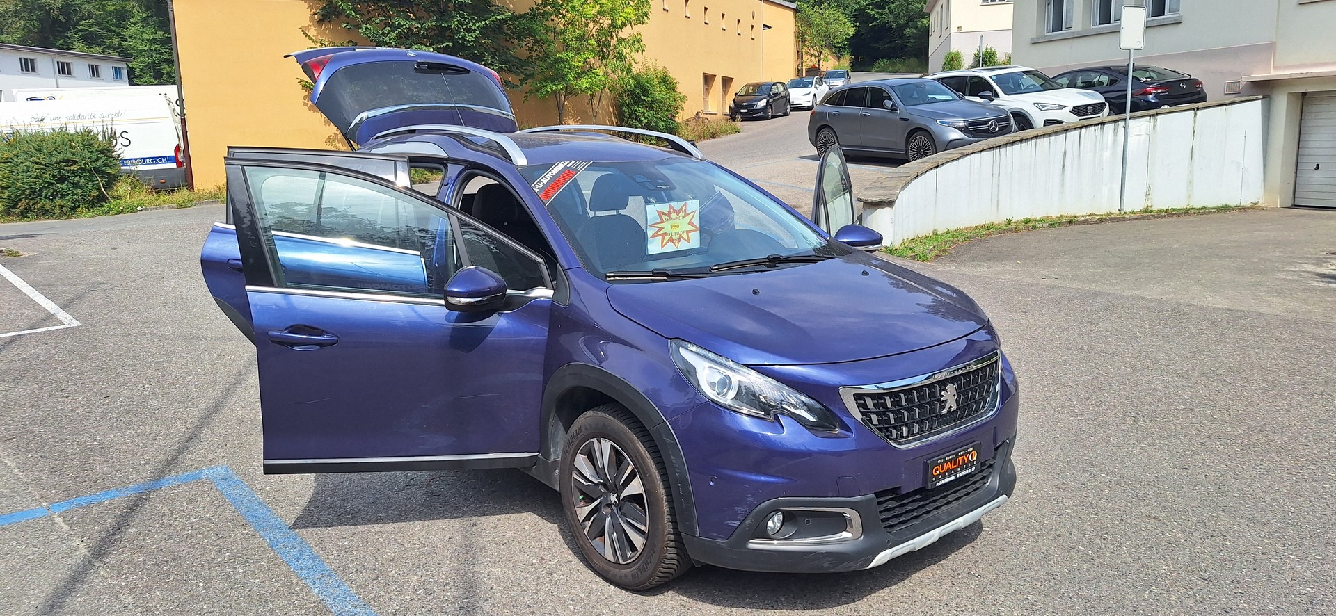 PEUGEOT 2008 1.2 PureTech Style EAT6-image-20
