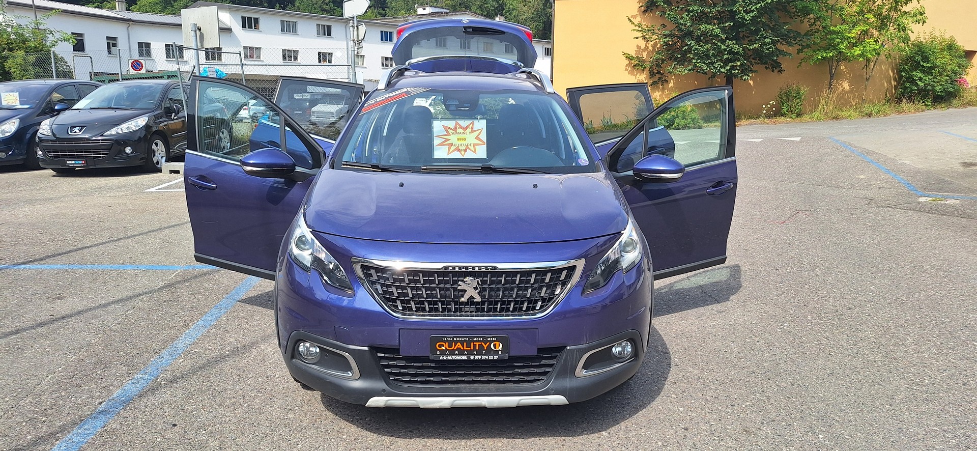PEUGEOT 2008 1.2 PureTech Style EAT6-image-13