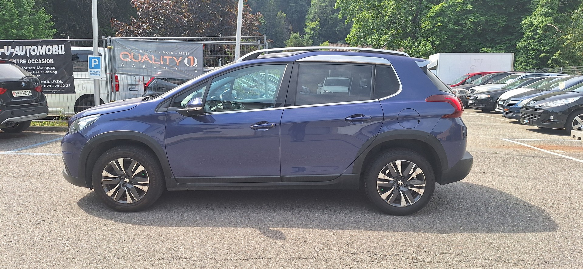 PEUGEOT 2008 1.2 PureTech Style EAT6-image-2