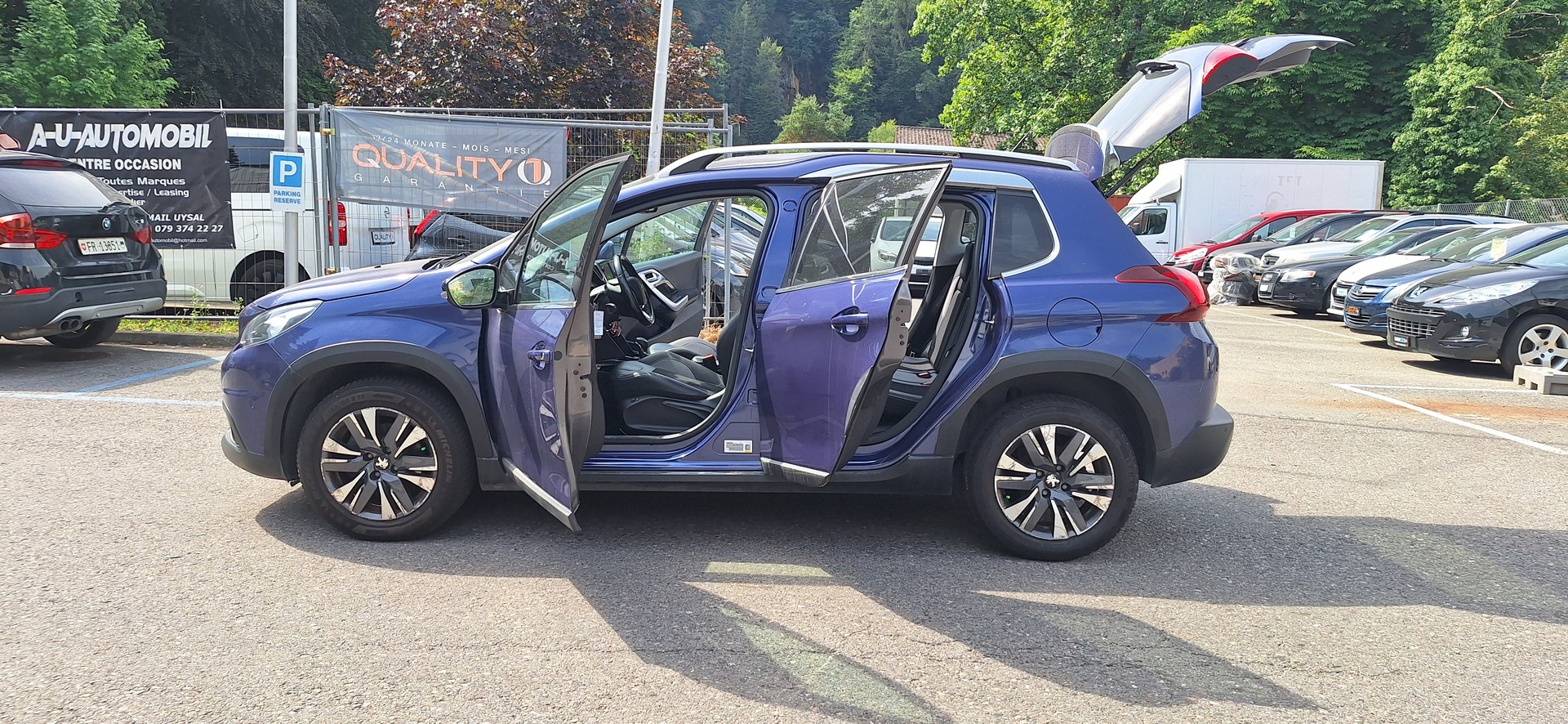 PEUGEOT 2008 1.2 PureTech Style EAT6-image-15
