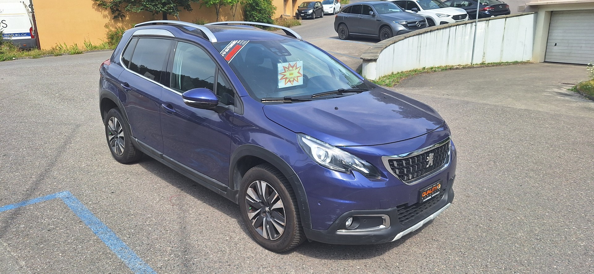 PEUGEOT 2008 1.2 PureTech Style EAT6-image-7