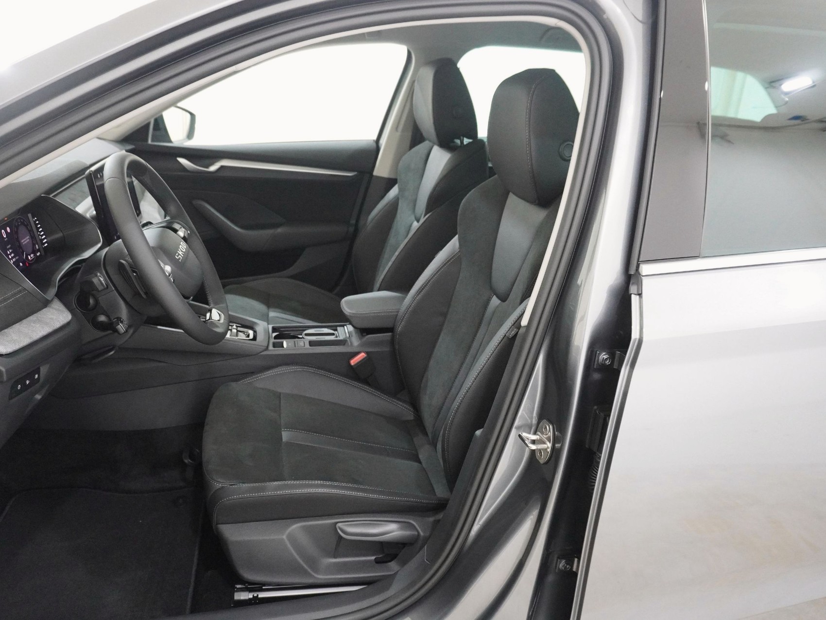 SKODA Octavia 1.5 TSI mHEV Selection-Lounge DSG-image-12