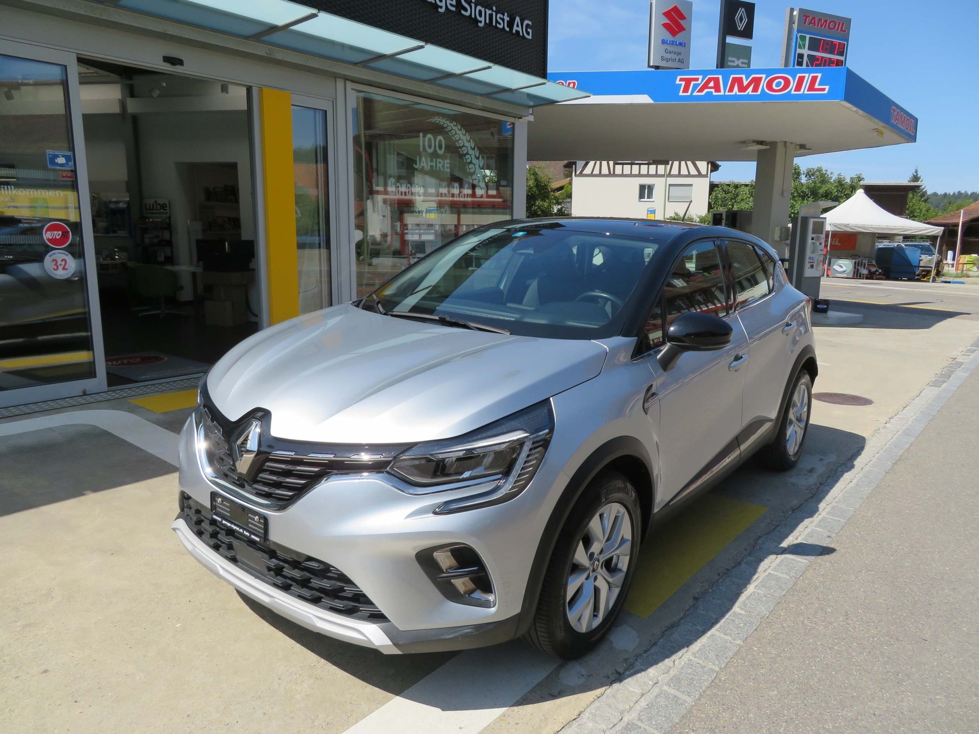 RENAULT Captur 1.3 TCe Intens EDC-image-1