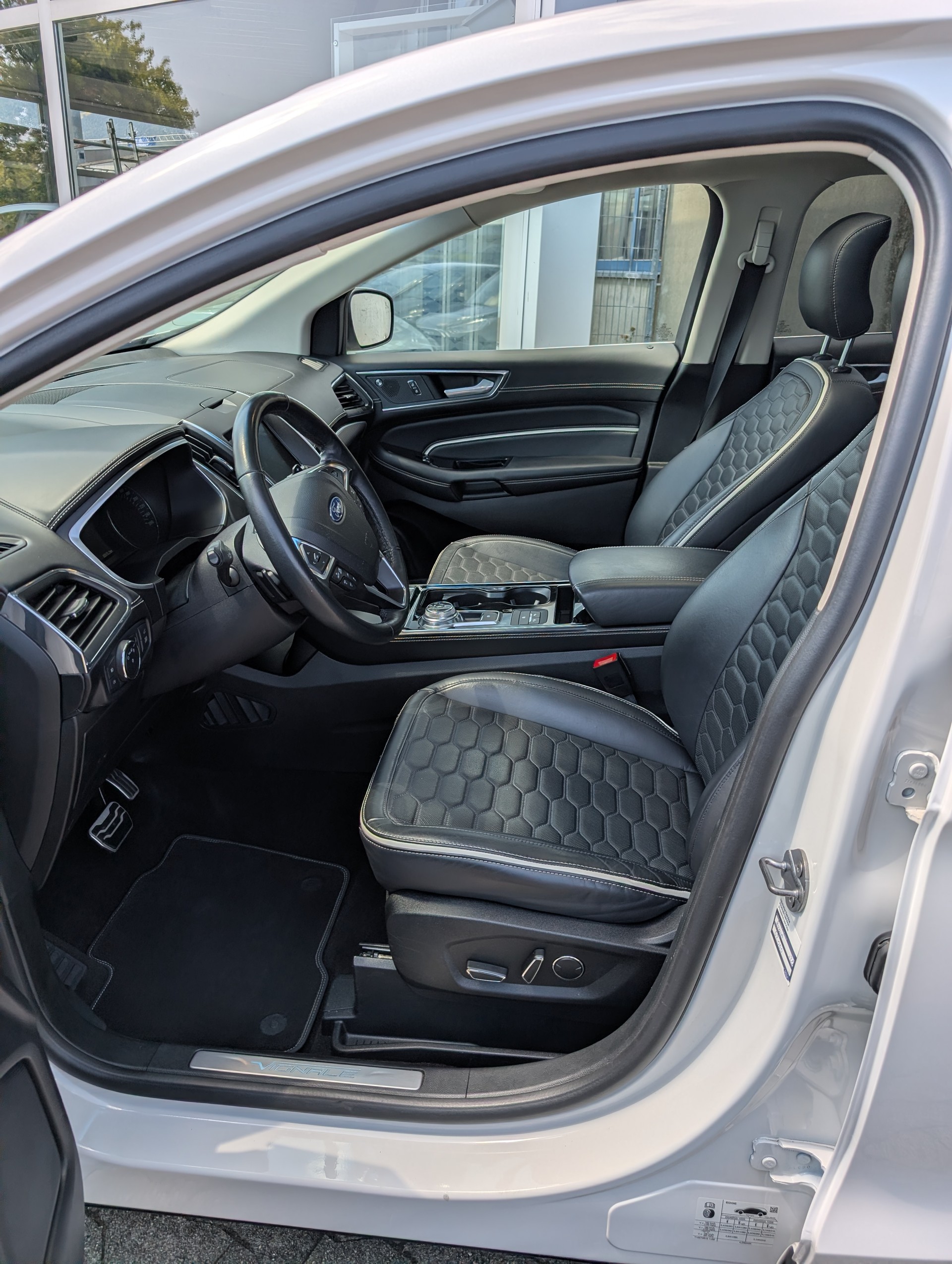 FORD Edge 2.0 EcoBlue Vignale 4WD Automatic-image-2