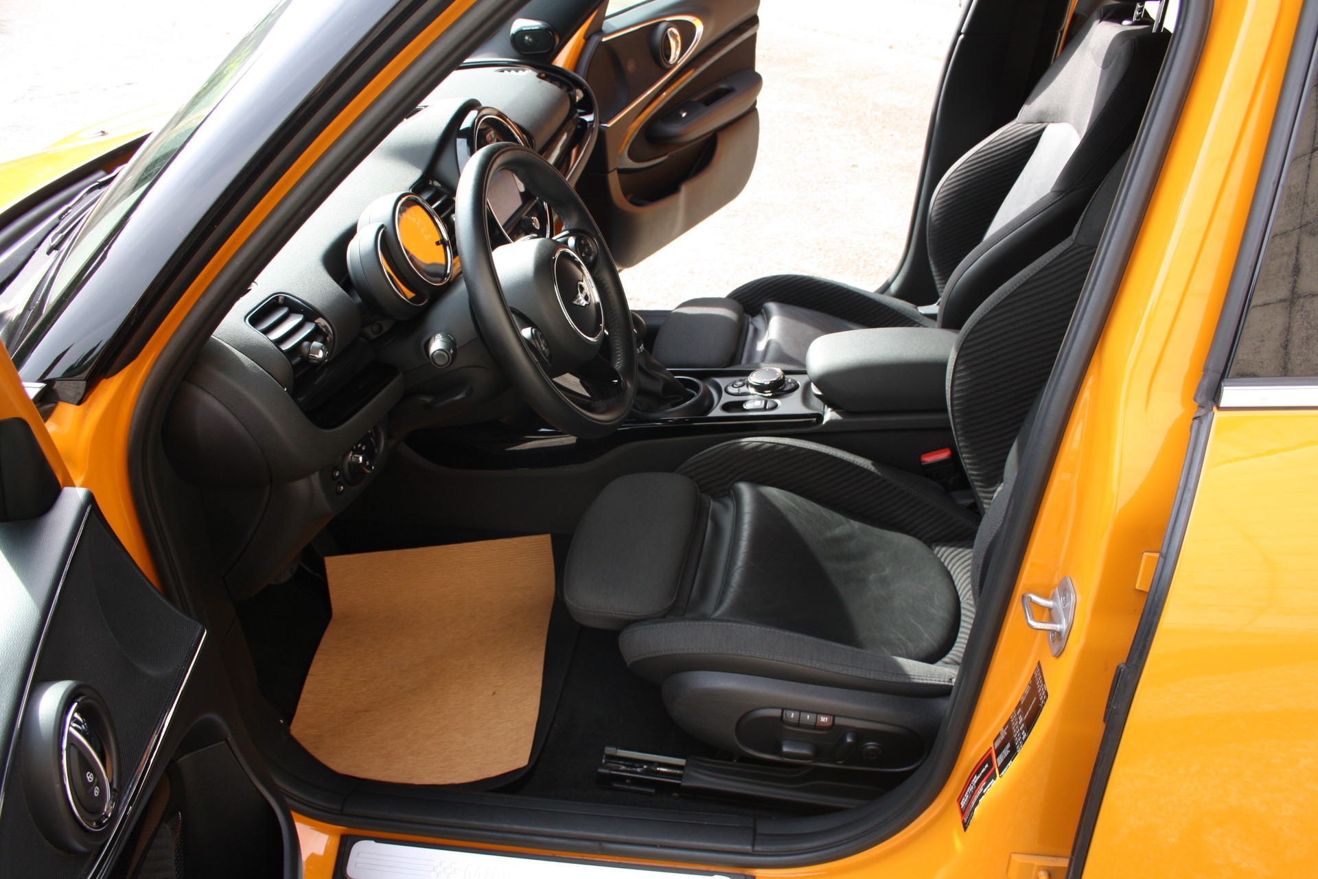 MINI Clubman Cooper S Steptronic-image-8
