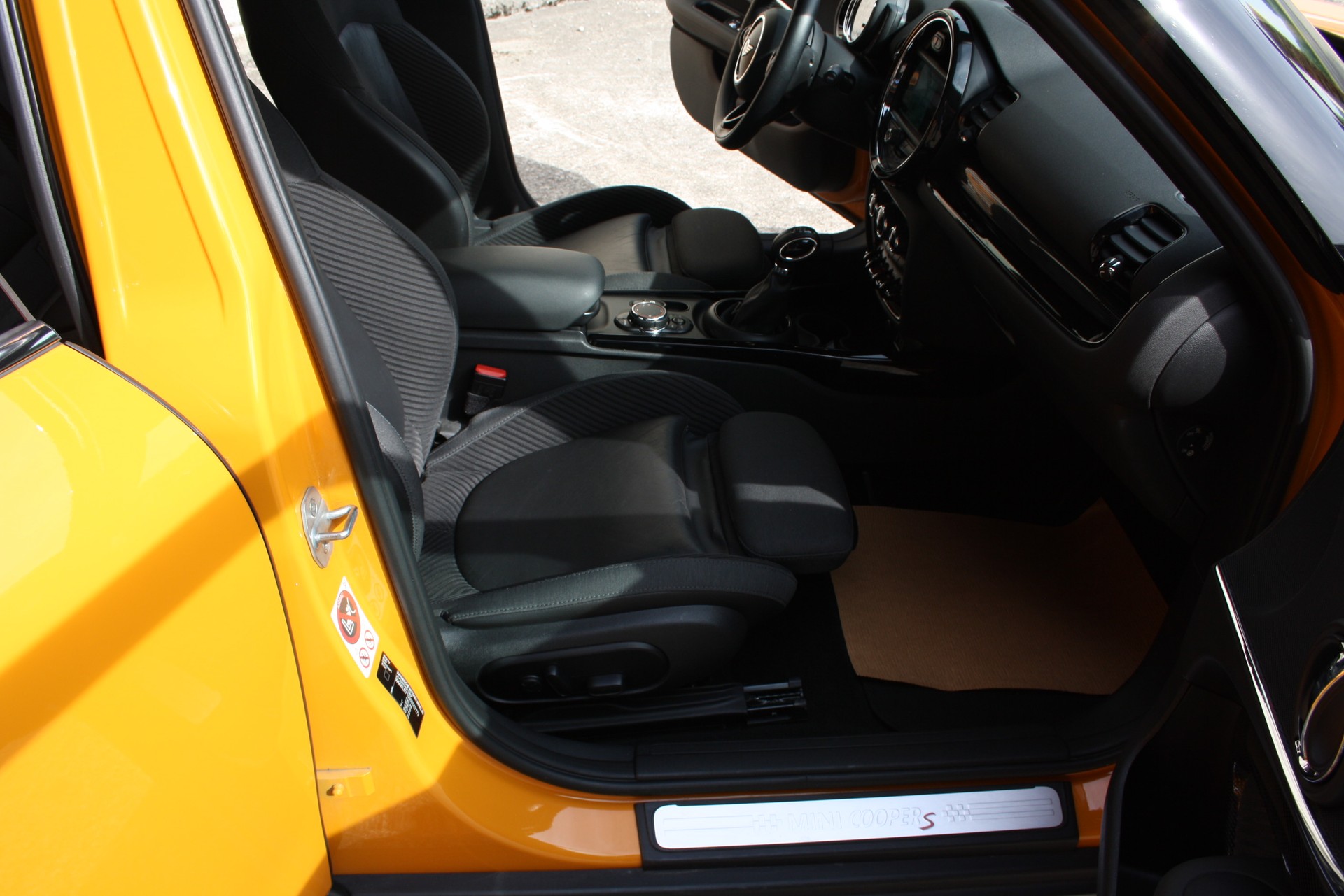 MINI Clubman Cooper S Steptronic-image-12