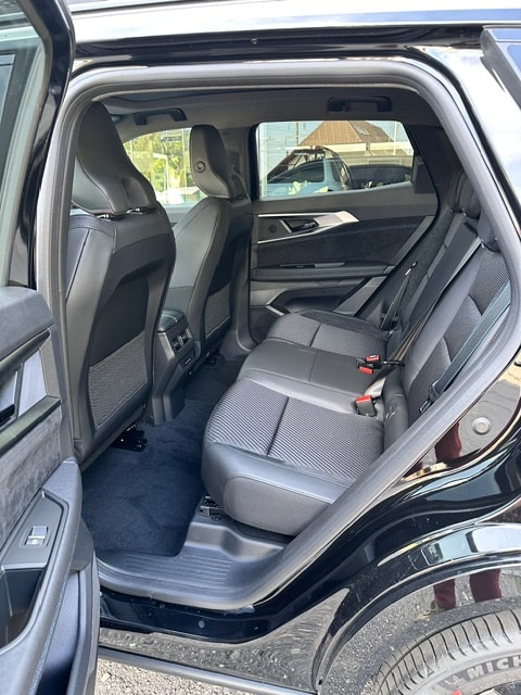 RENAULT Austral 1.2 HEV 200 esprit Alpine A-image-9
