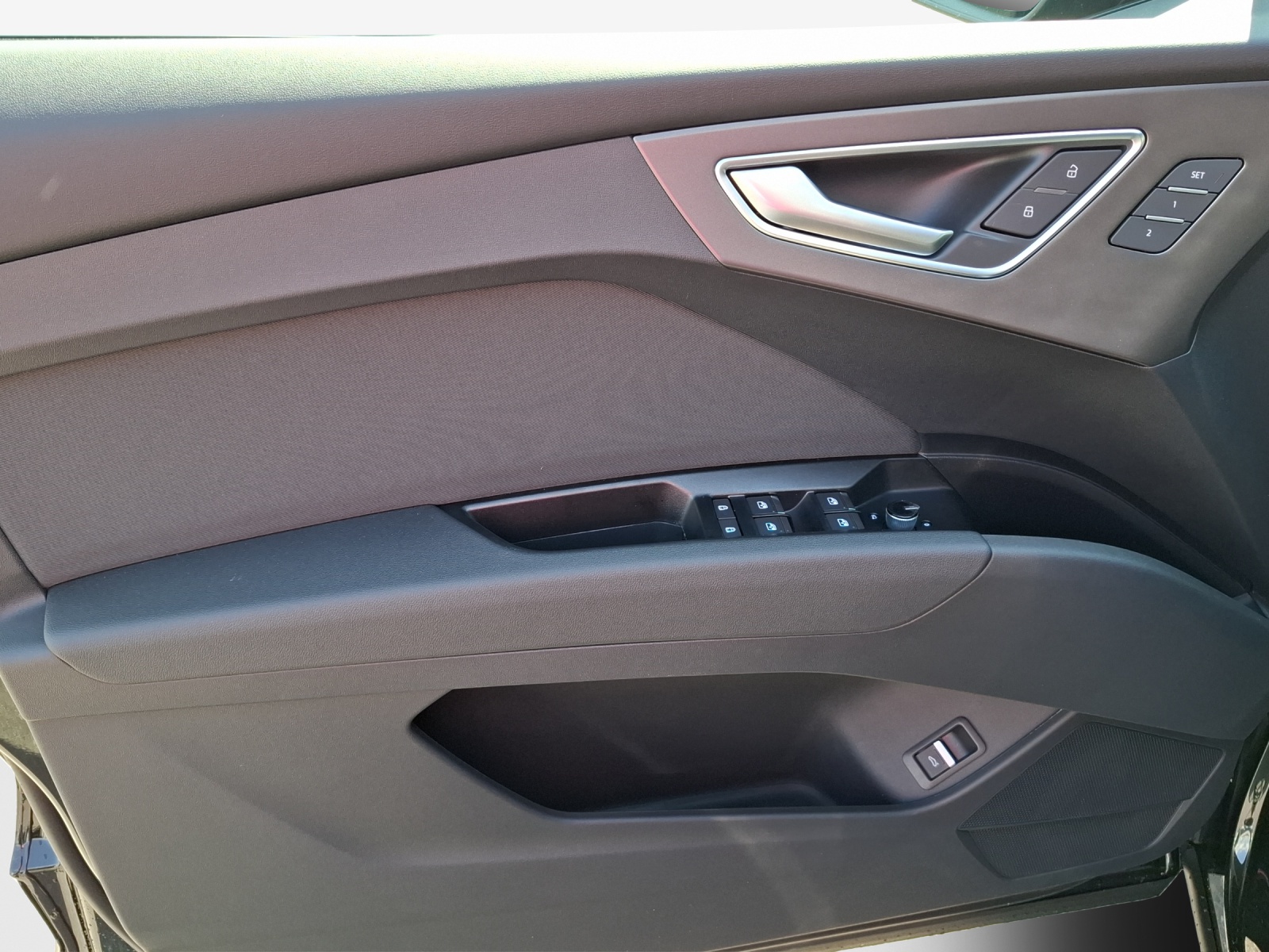 AUDI Q4 e-tron SUV quattro performance Attraction-image-14
