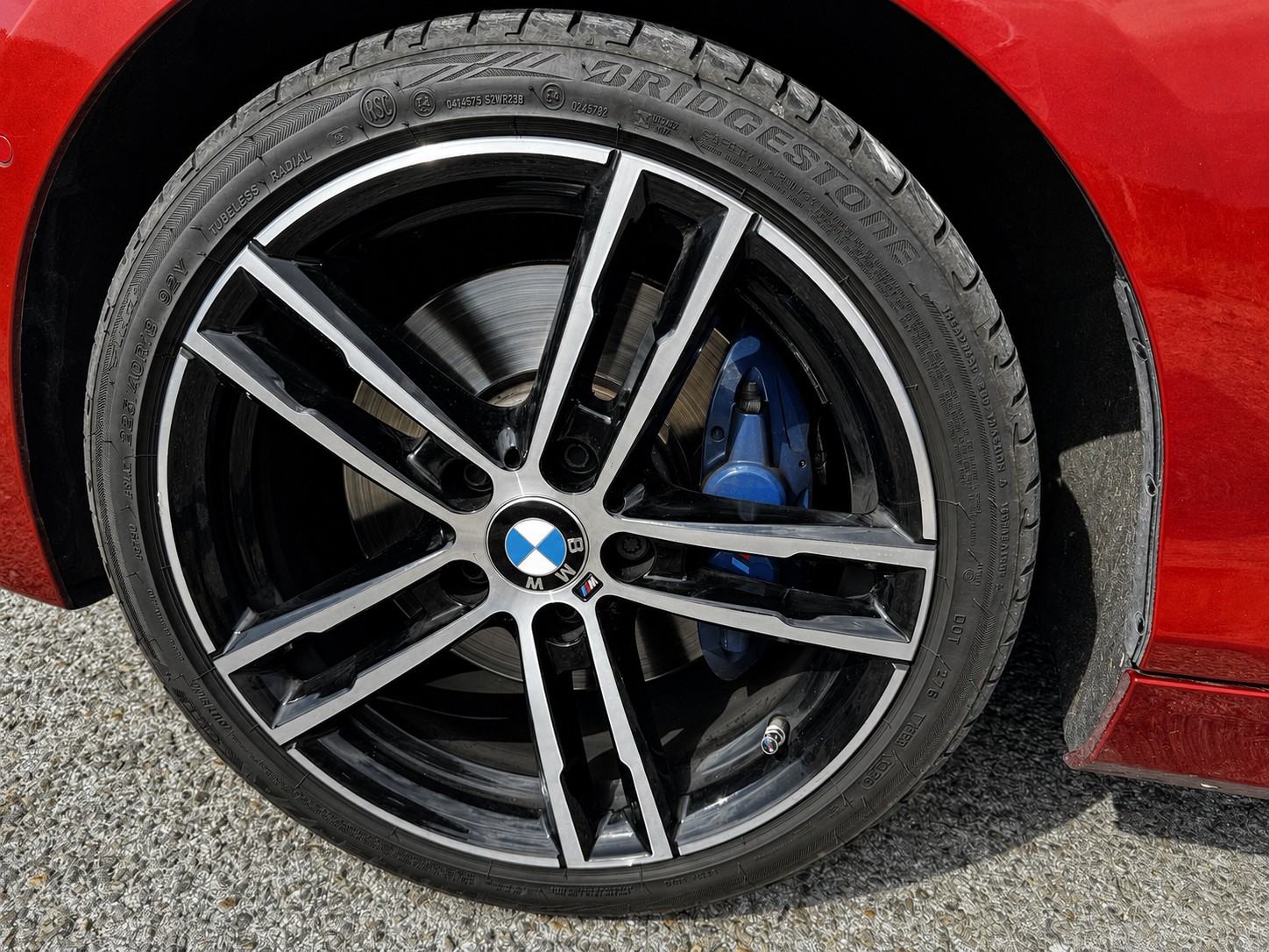 BMW M140i xDrive Steptronic Special Edition (CH)-image-9