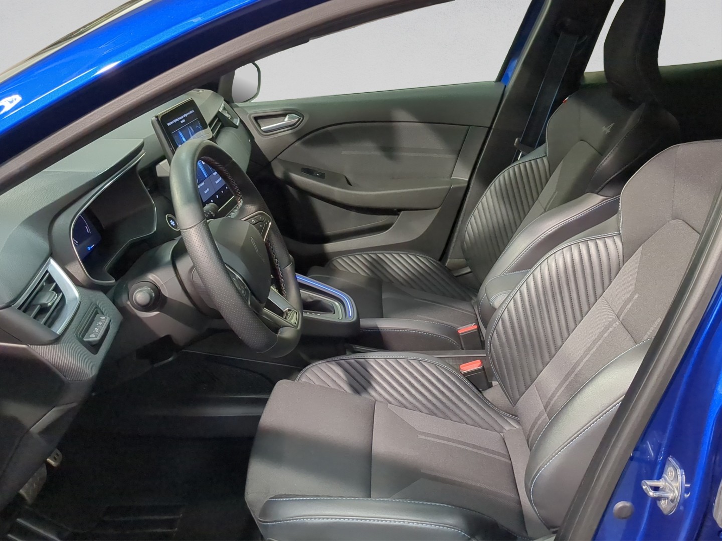 RENAULT Clio 1.6 E-Tech Esprit Alpine-image-8